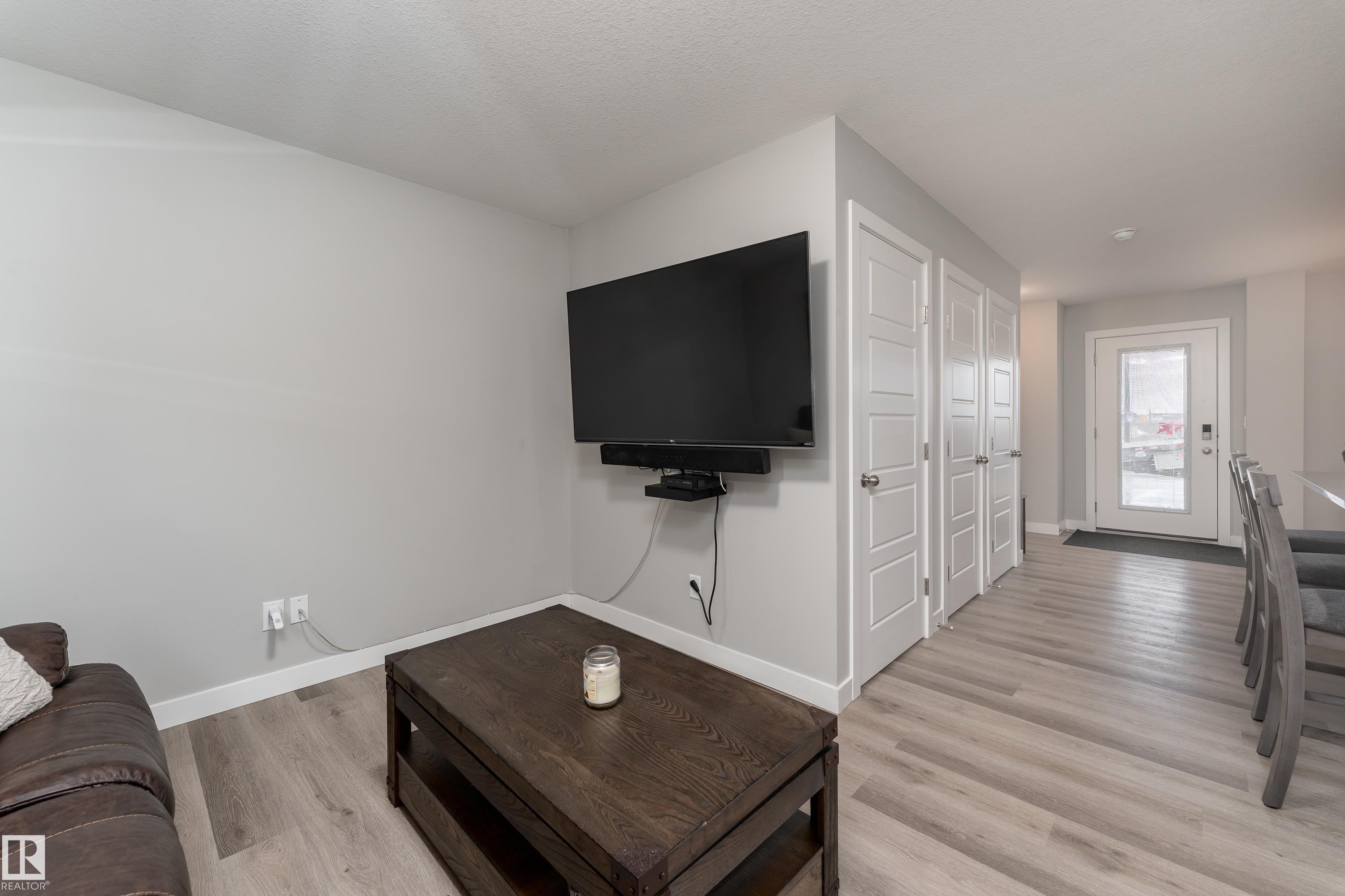 Photo 14 at 998 Stillwater Boulevard NW, Stillwater, Edmonton