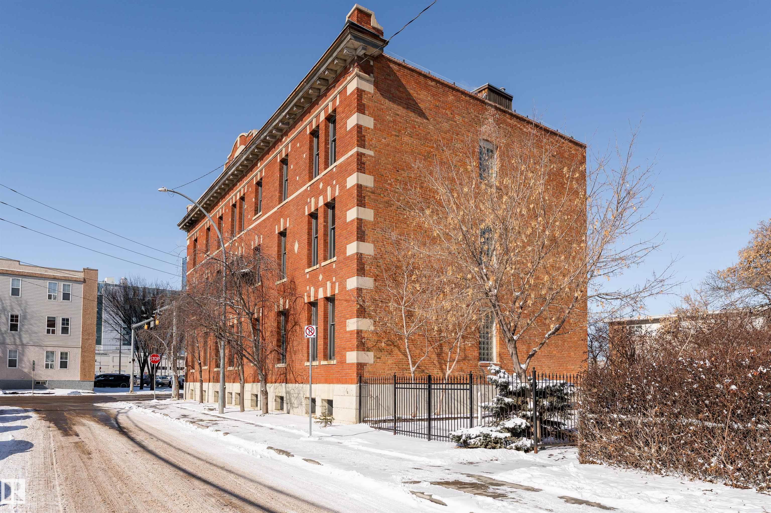 Photo 47 at 301 - 10141 95 Street NW, Boyle Street, Edmonton
