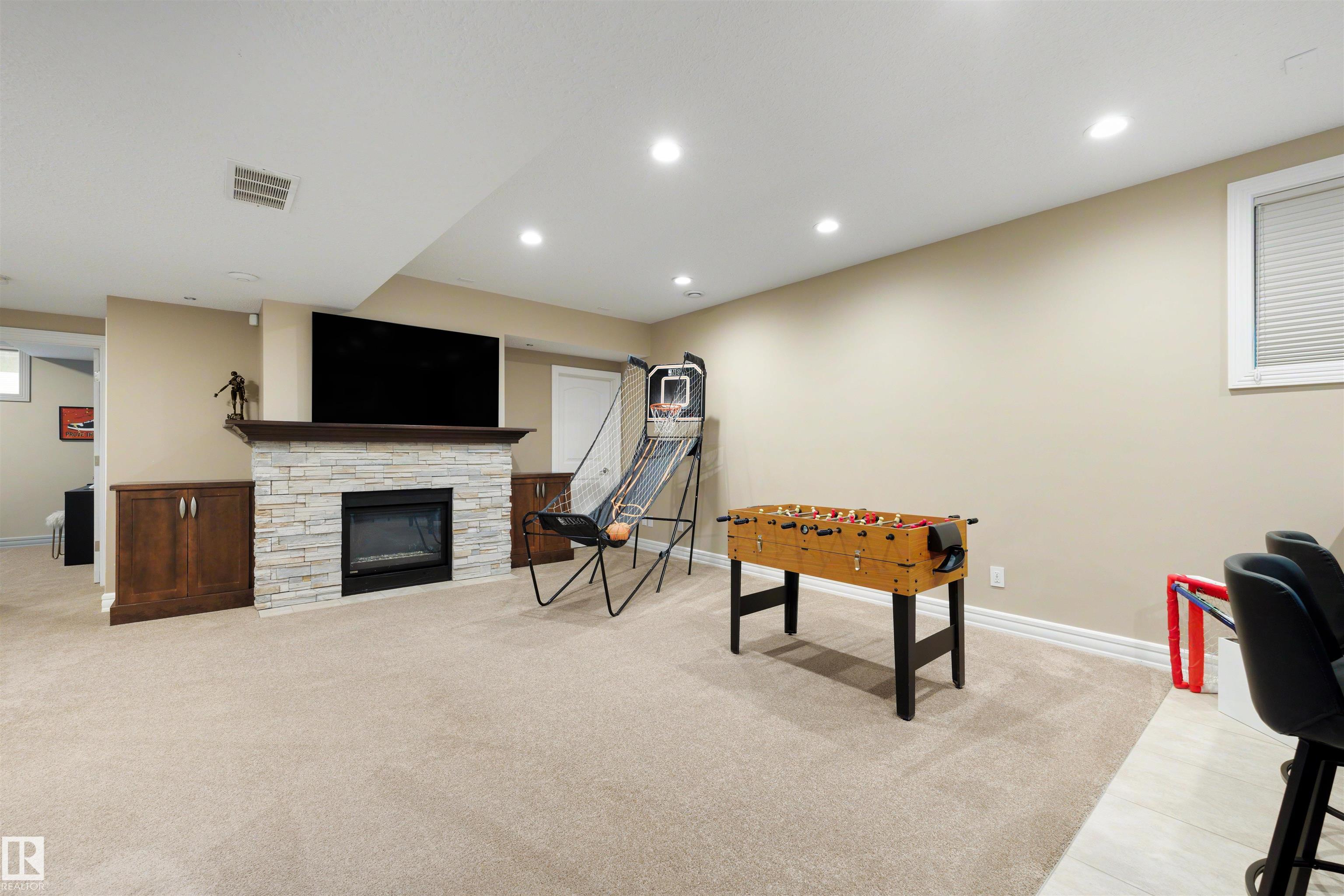 Photo 43 at 4376 Mcclung Crescent NW, Magrath Heights, Edmonton