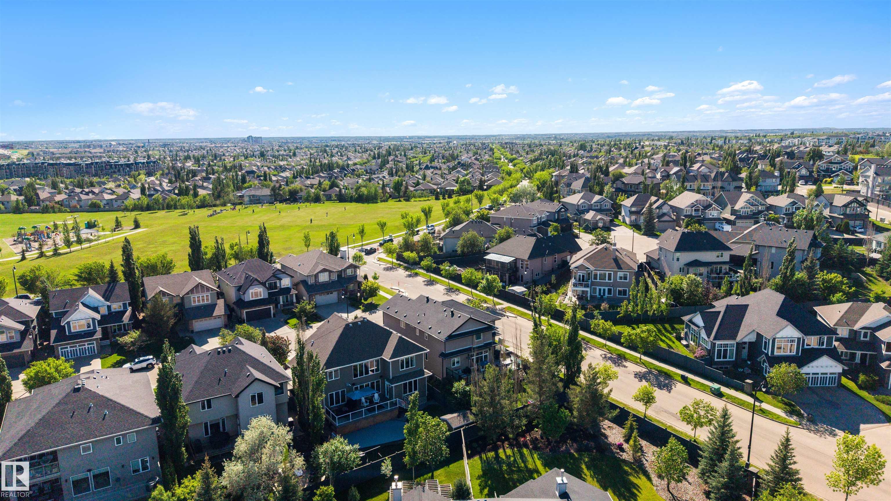 Photo 57 at 4376 Mcclung Crescent NW, Magrath Heights, Edmonton