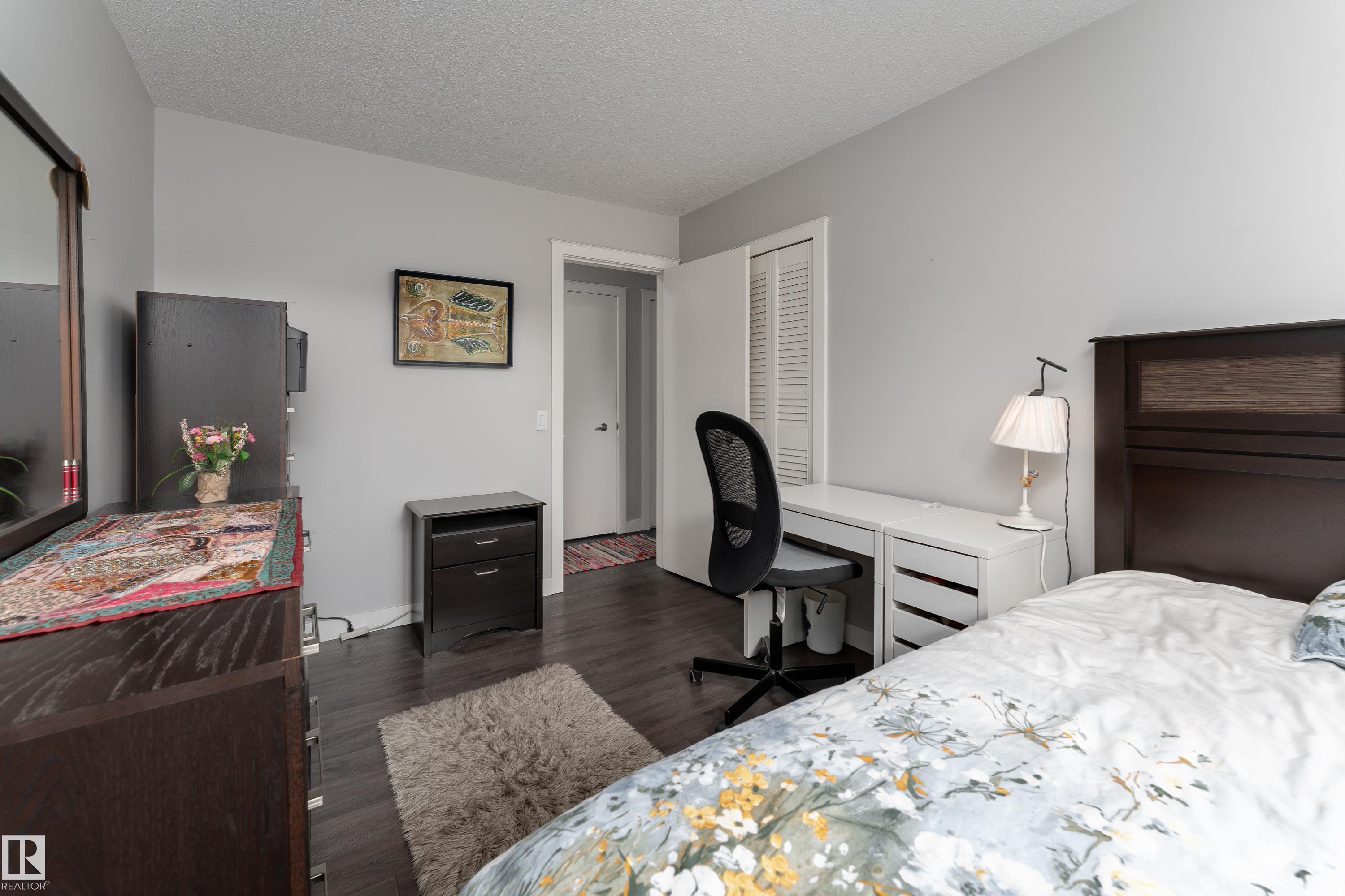Photo 19 at 11227 40 Avenue NW, Greenfield, Edmonton
