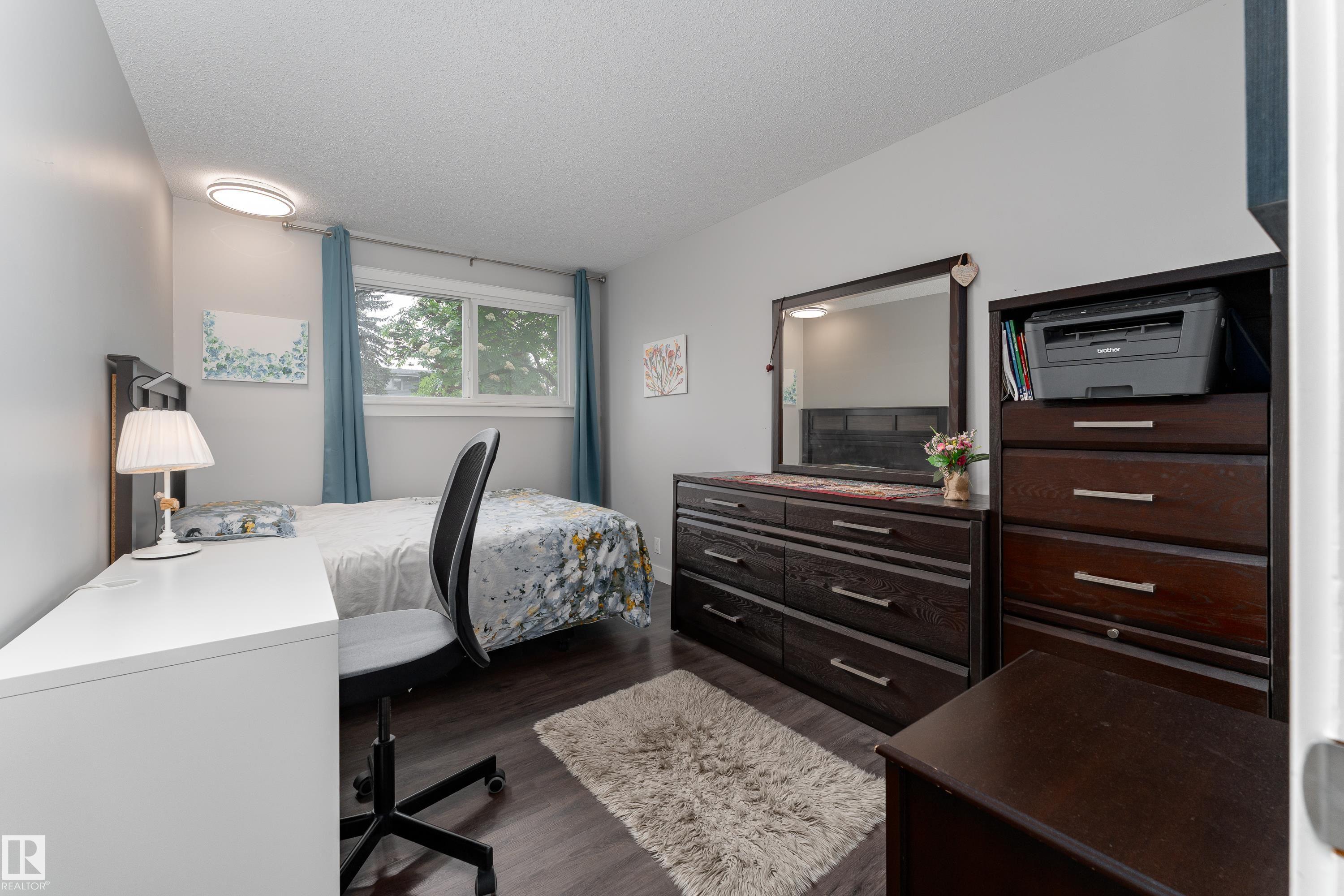 Photo 20 at 11227 40 Avenue NW, Greenfield, Edmonton