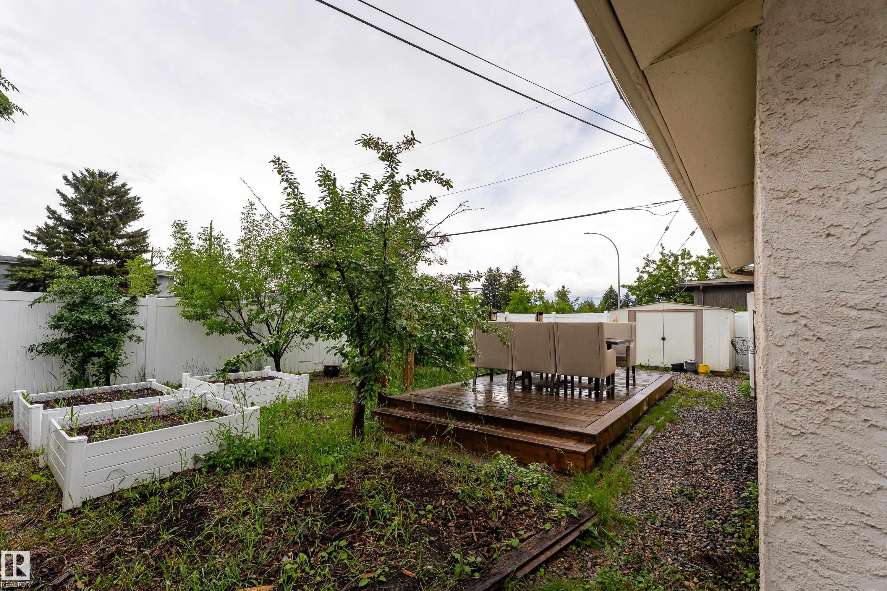 Photo 27 at 11227 40 Avenue NW, Greenfield, Edmonton