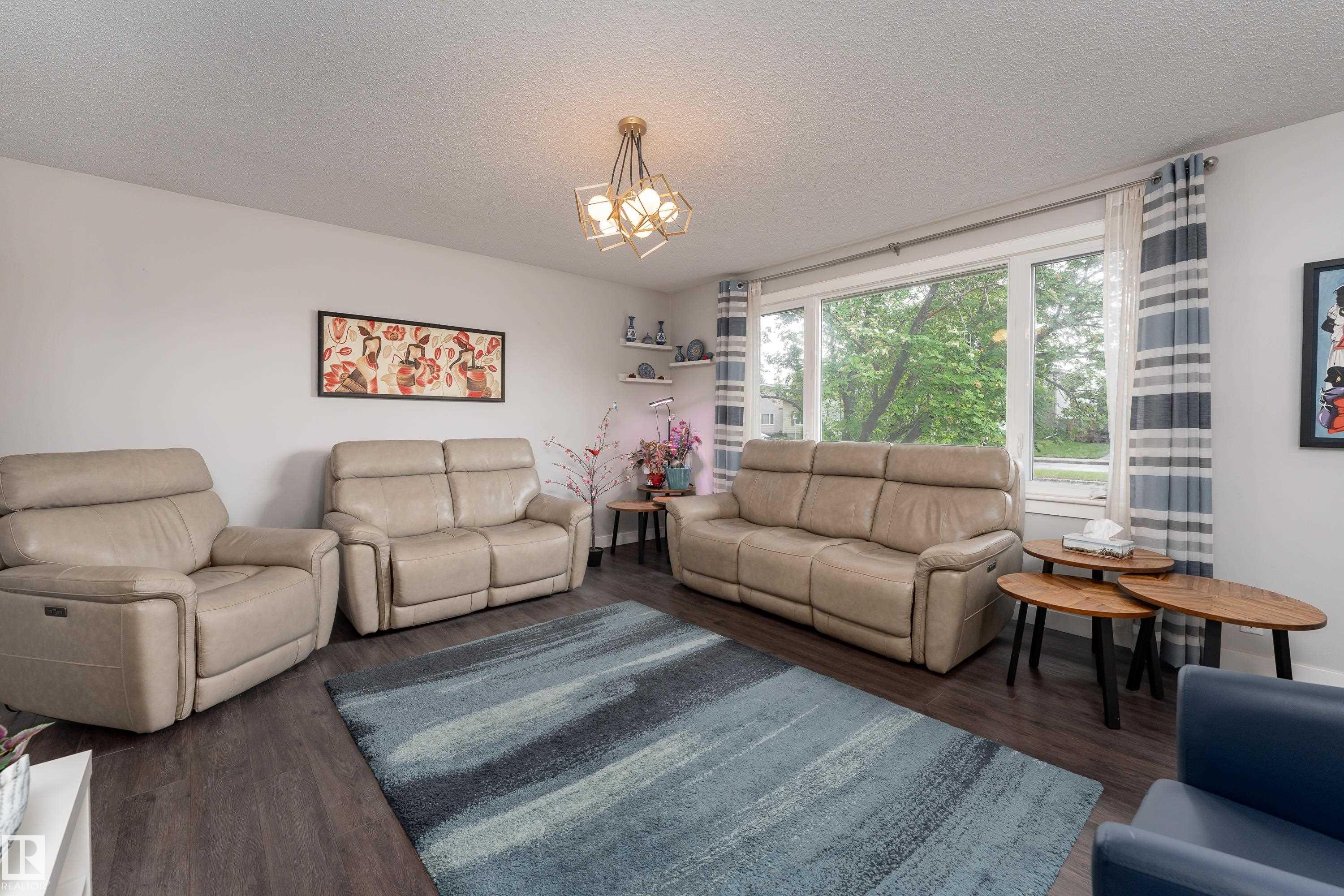 11227 40 Avenue NW, Greenfield, Edmonton