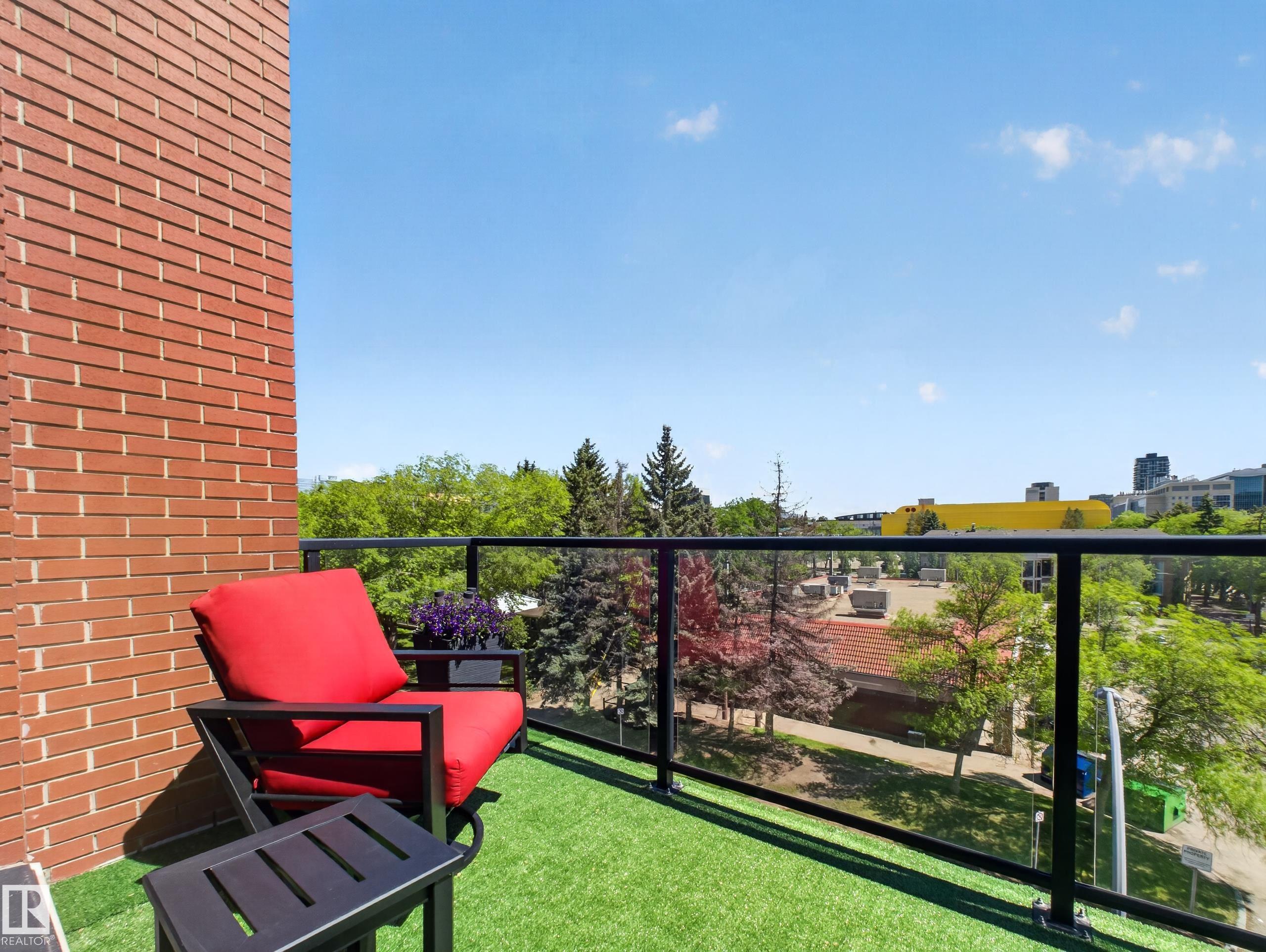 Photo 13 at 403 - 11710 87 Avenue NW, Windsor Park, Edmonton