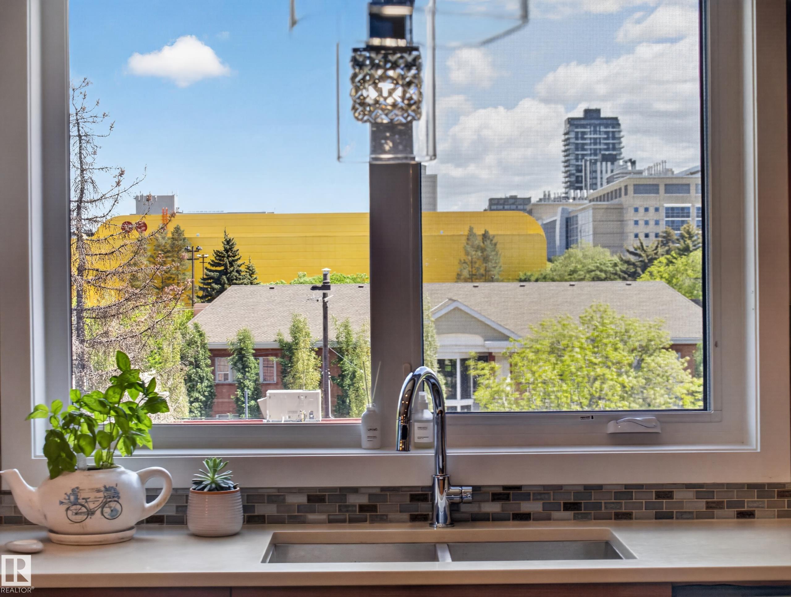 Photo 25 at 403 - 11710 87 Avenue NW, Windsor Park, Edmonton