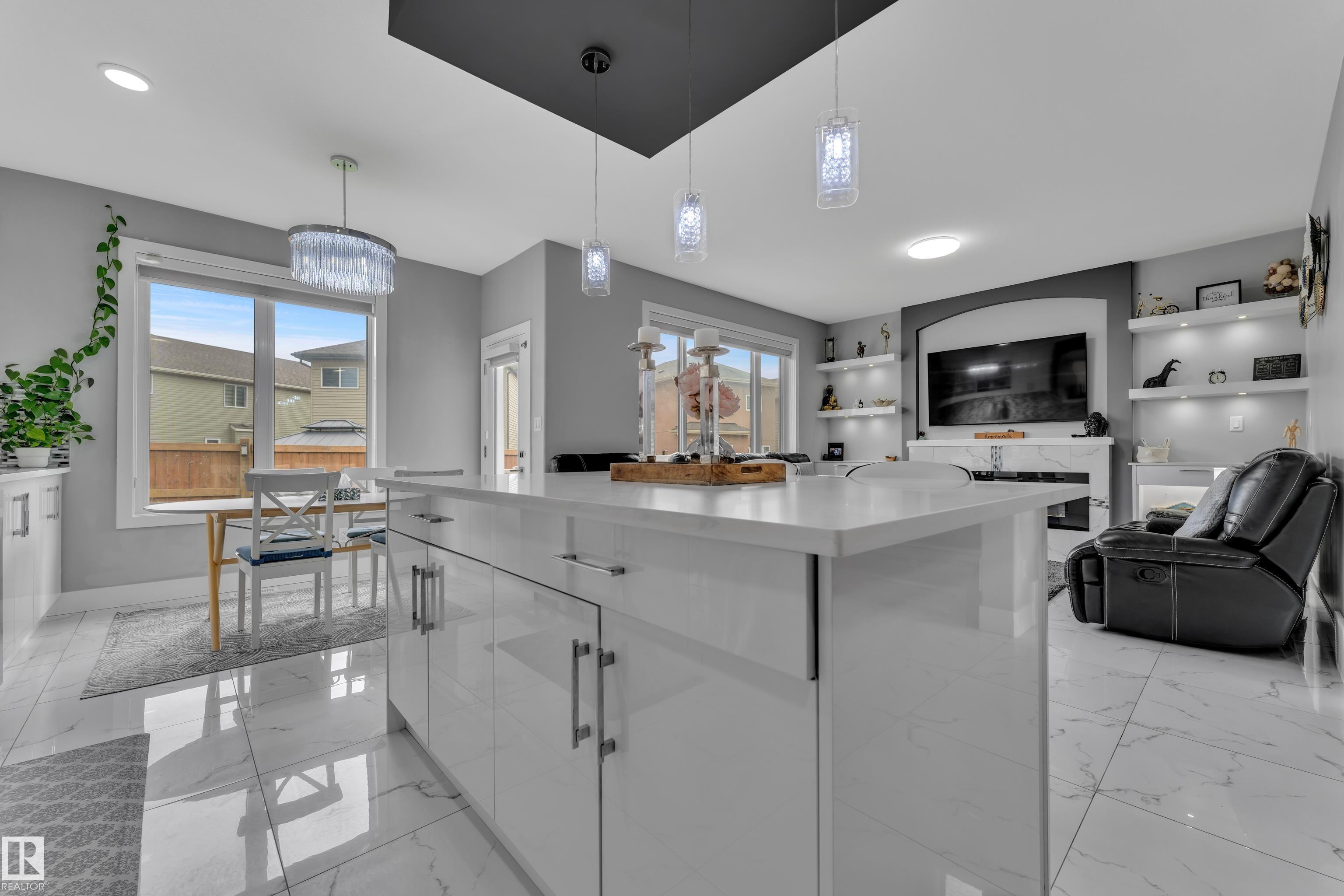 Photo 14 at 2419 15 Avenue NW, Laurel, Edmonton