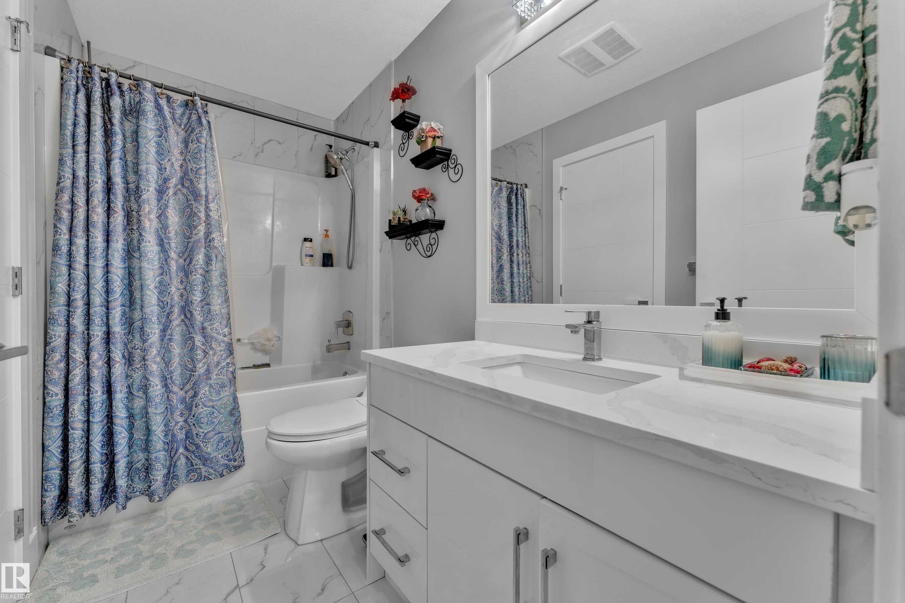 Photo 28 at 2419 15 Avenue NW, Laurel, Edmonton