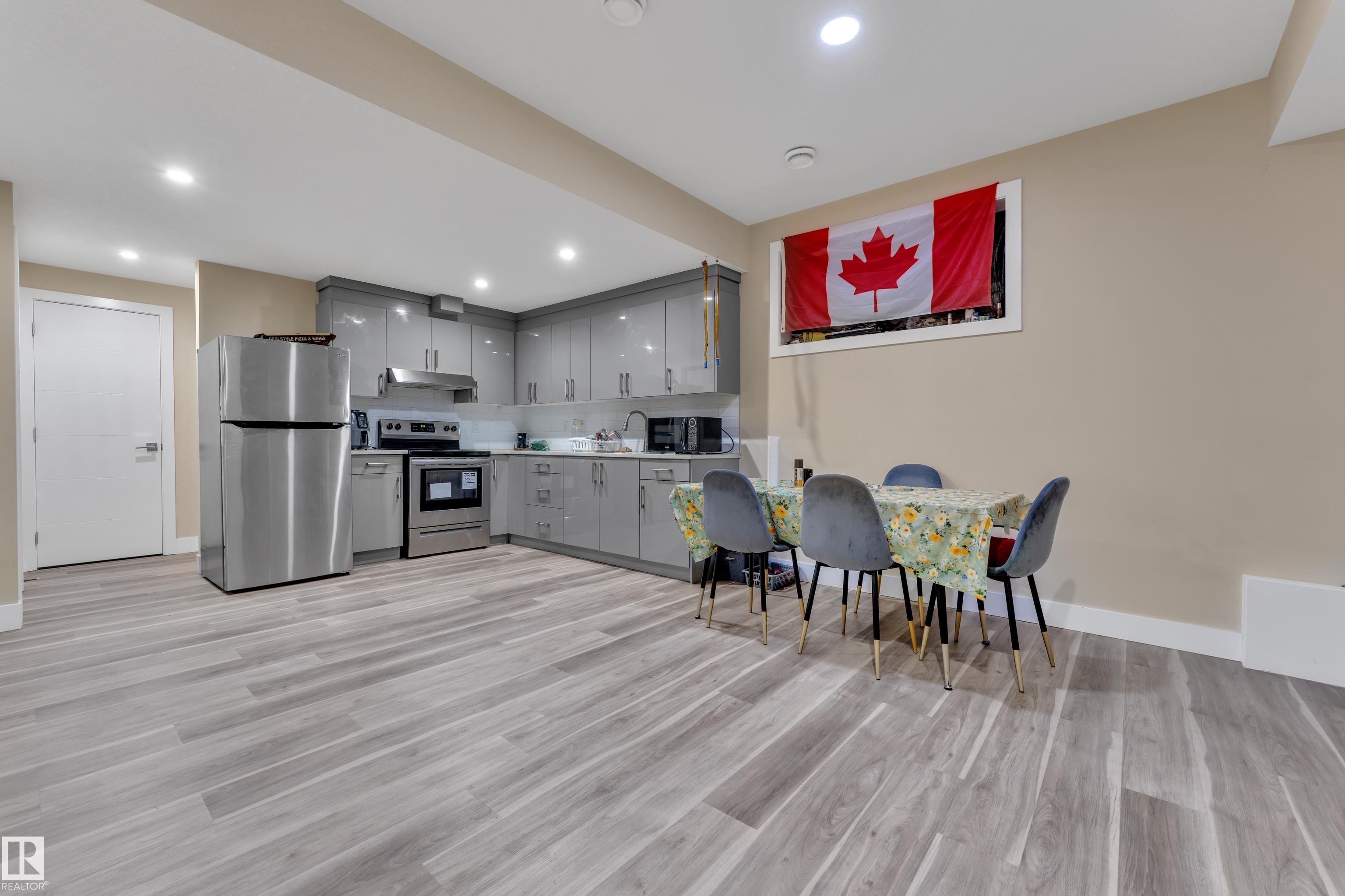 Photo 32 at 2419 15 Avenue NW, Laurel, Edmonton