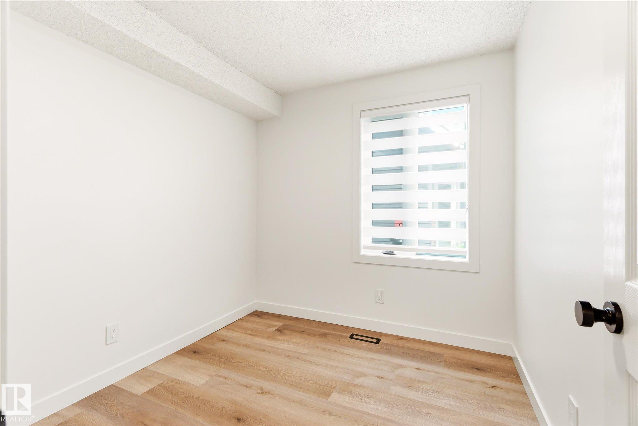 Photo 16 at 5716 175 Street NW, Gariepy, Edmonton