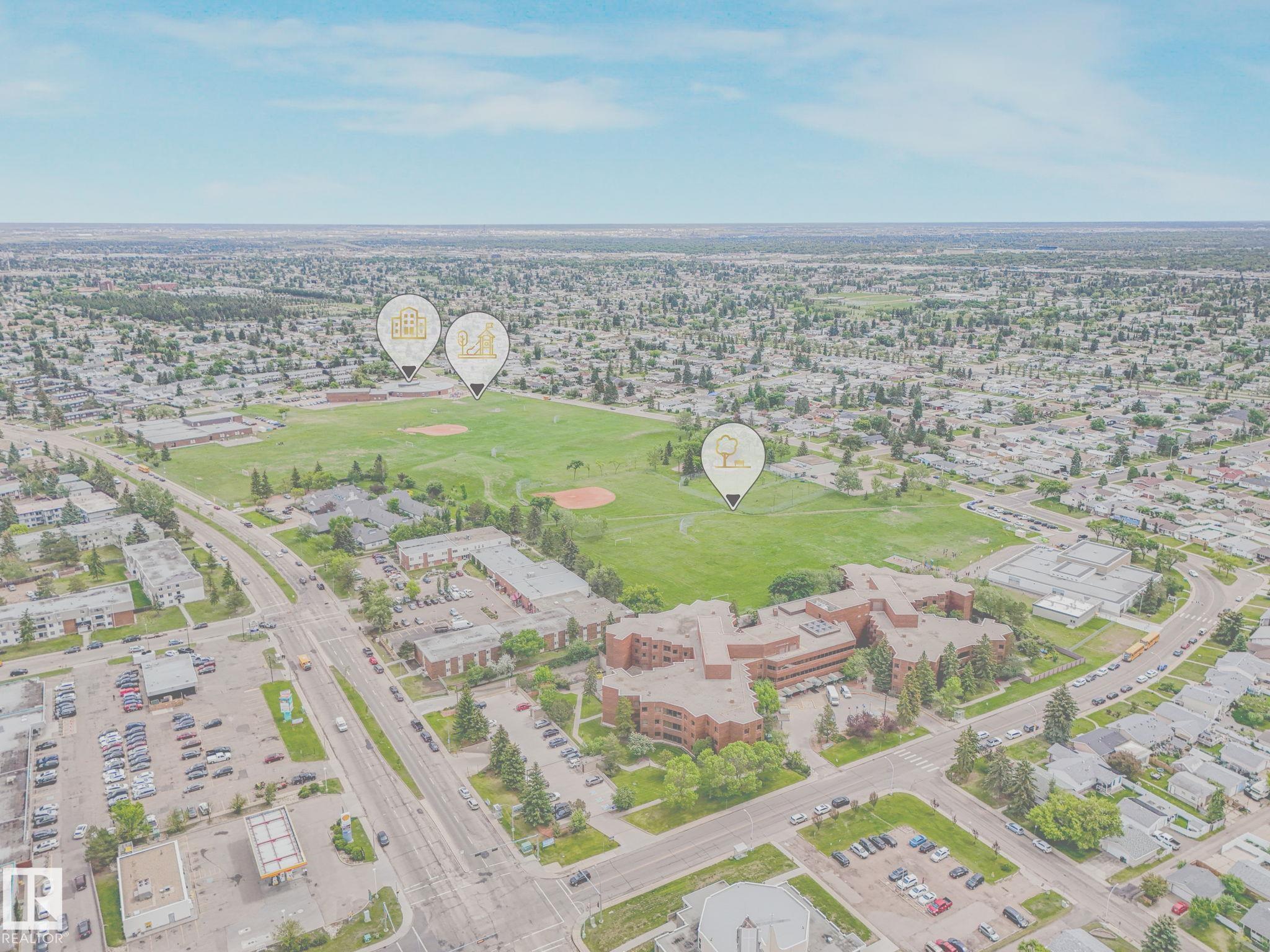Photo 63 at 9528 151 Avenue NW, Evansdale, Edmonton