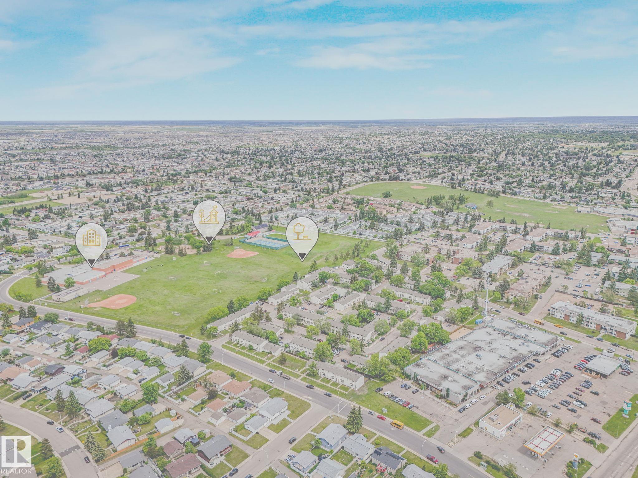 Photo 67 at 9528 151 Avenue NW, Evansdale, Edmonton
