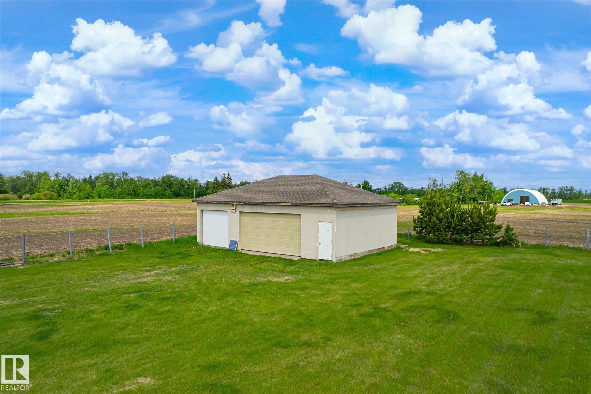 Photo 51 at 56217 Rge Road 242, None, Rural Sturgeon County