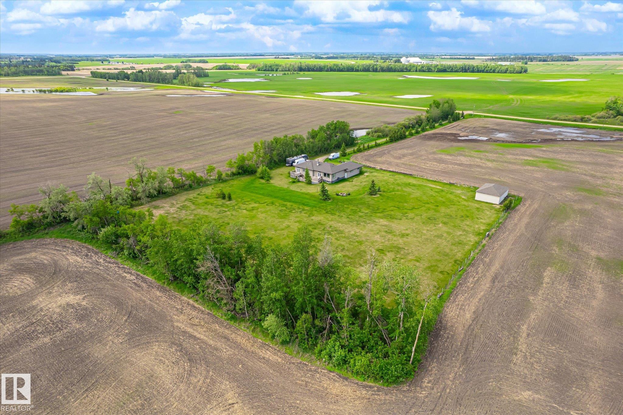 Photo 54 at 56217 Rge Road 242, None, Rural Sturgeon County