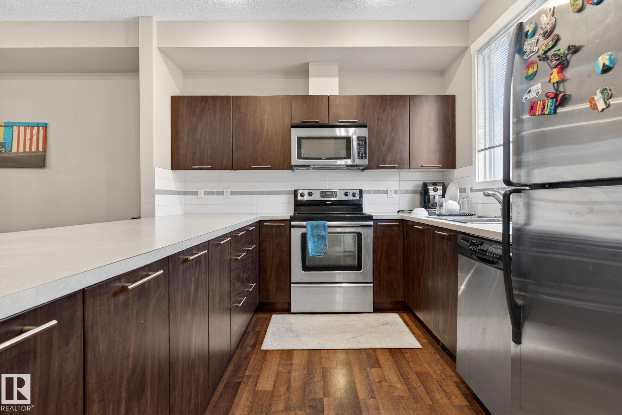 Photo 10 at 30 - 6075 Schonsee Way NW, Schonsee, Edmonton