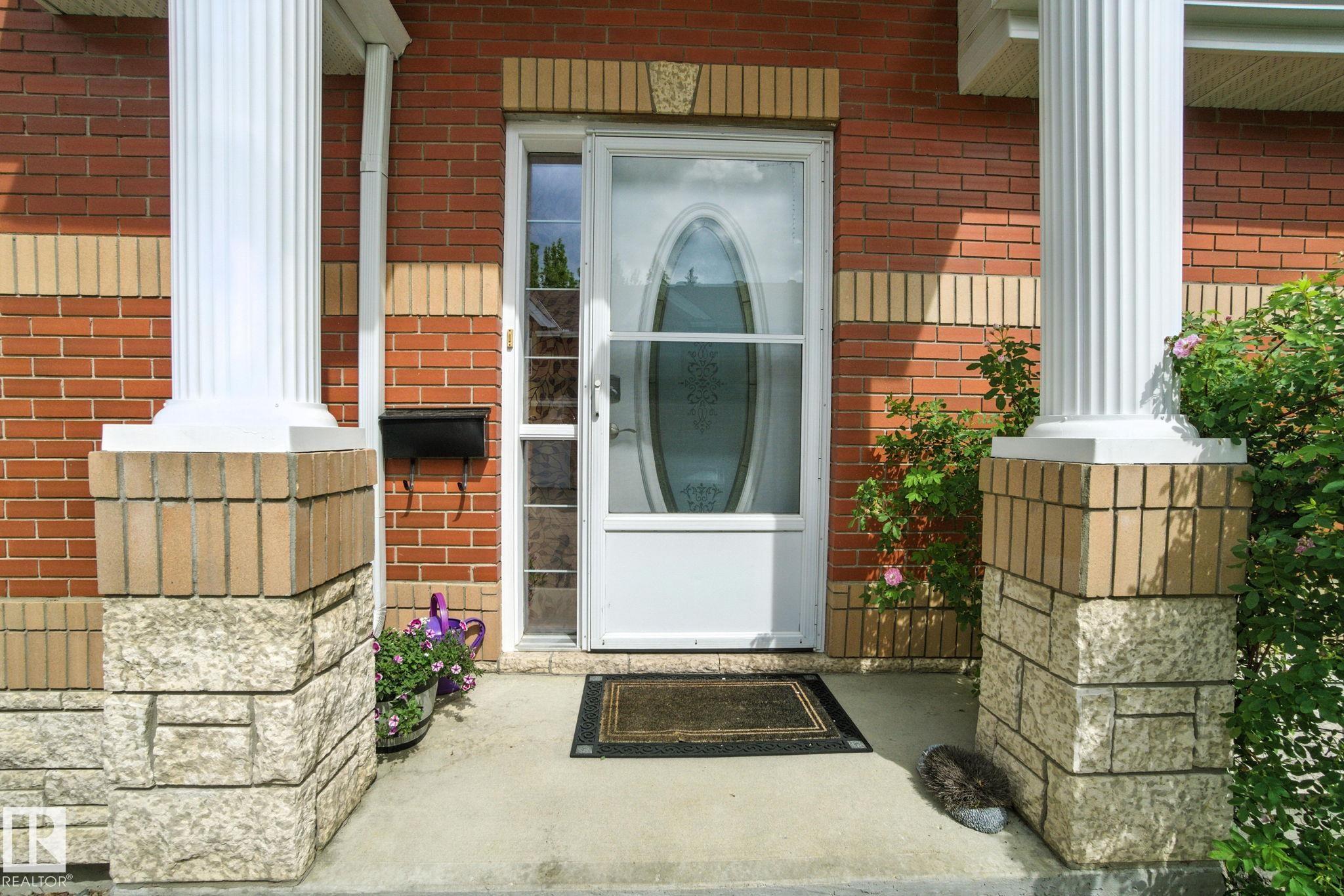 11604 15 Avenue NW, Twin Brooks, Edmonton
