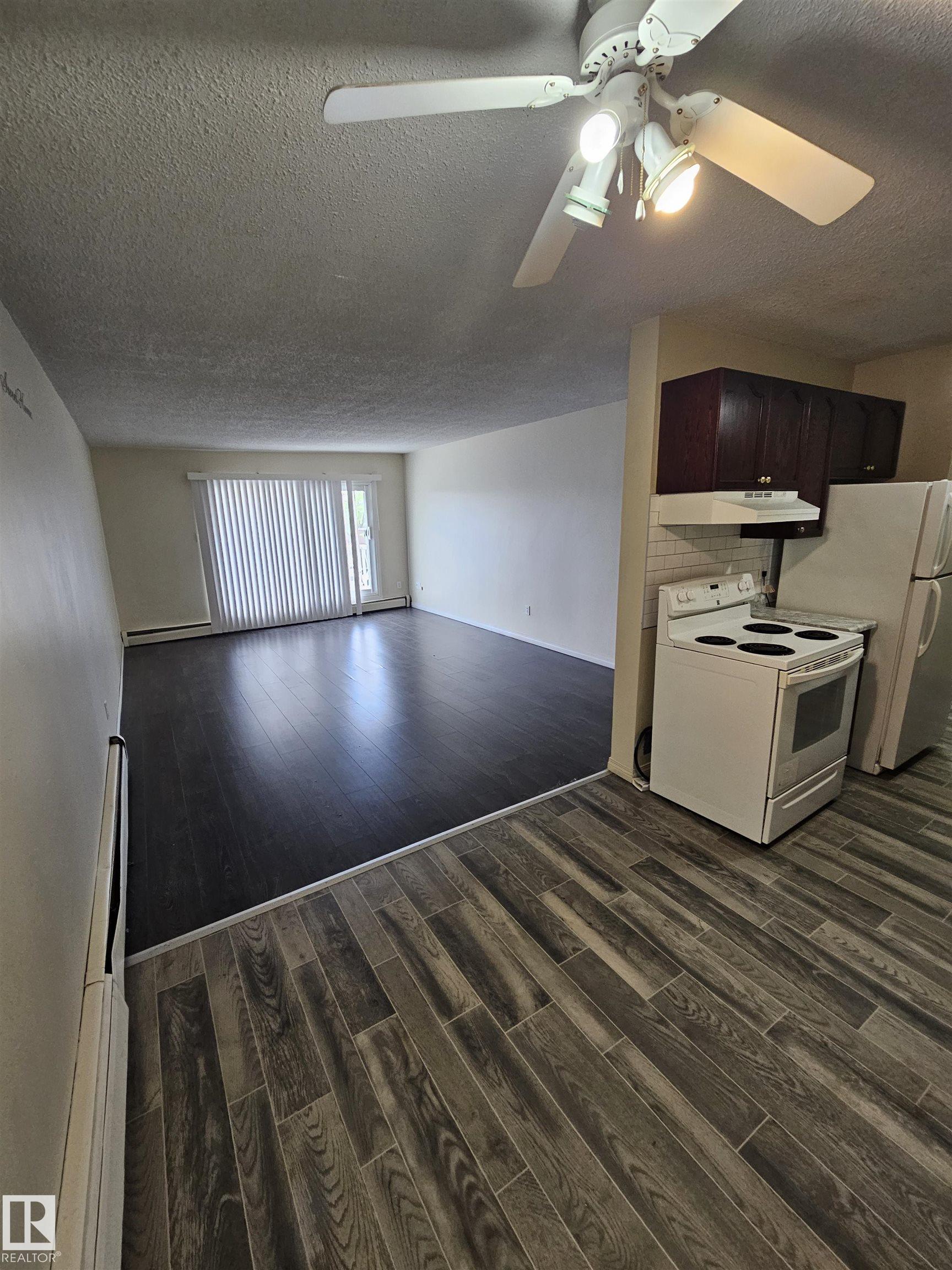 Photo 11 at 401 - 10615 110 Street NW, Queen Mary Park, Edmonton