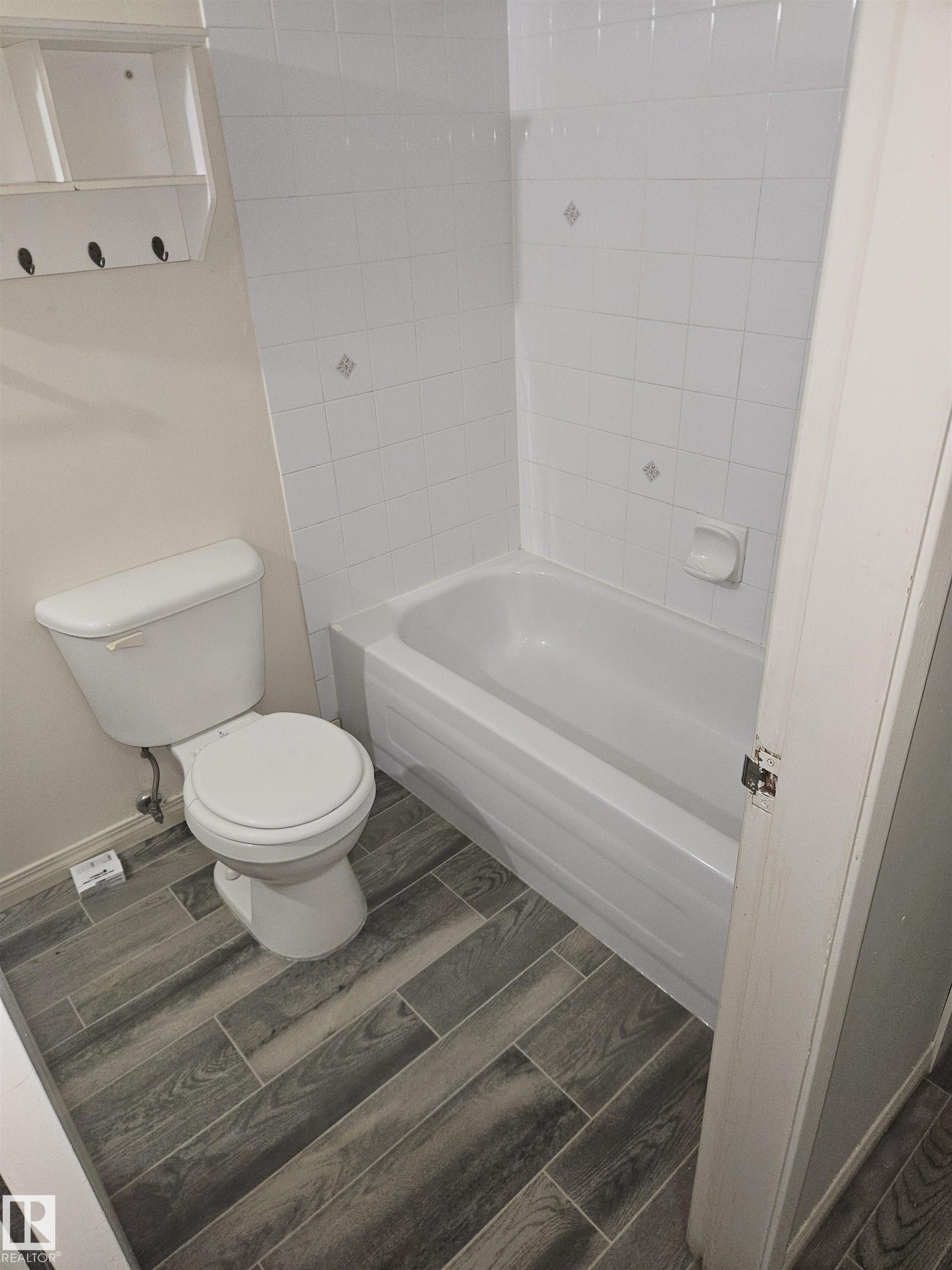 Photo 14 at 401 - 10615 110 Street NW, Queen Mary Park, Edmonton