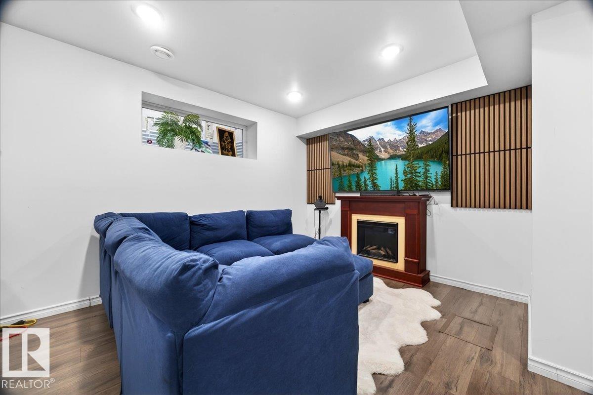 Photo 38 at 18080 89 Street NW, Klarvatten, Edmonton