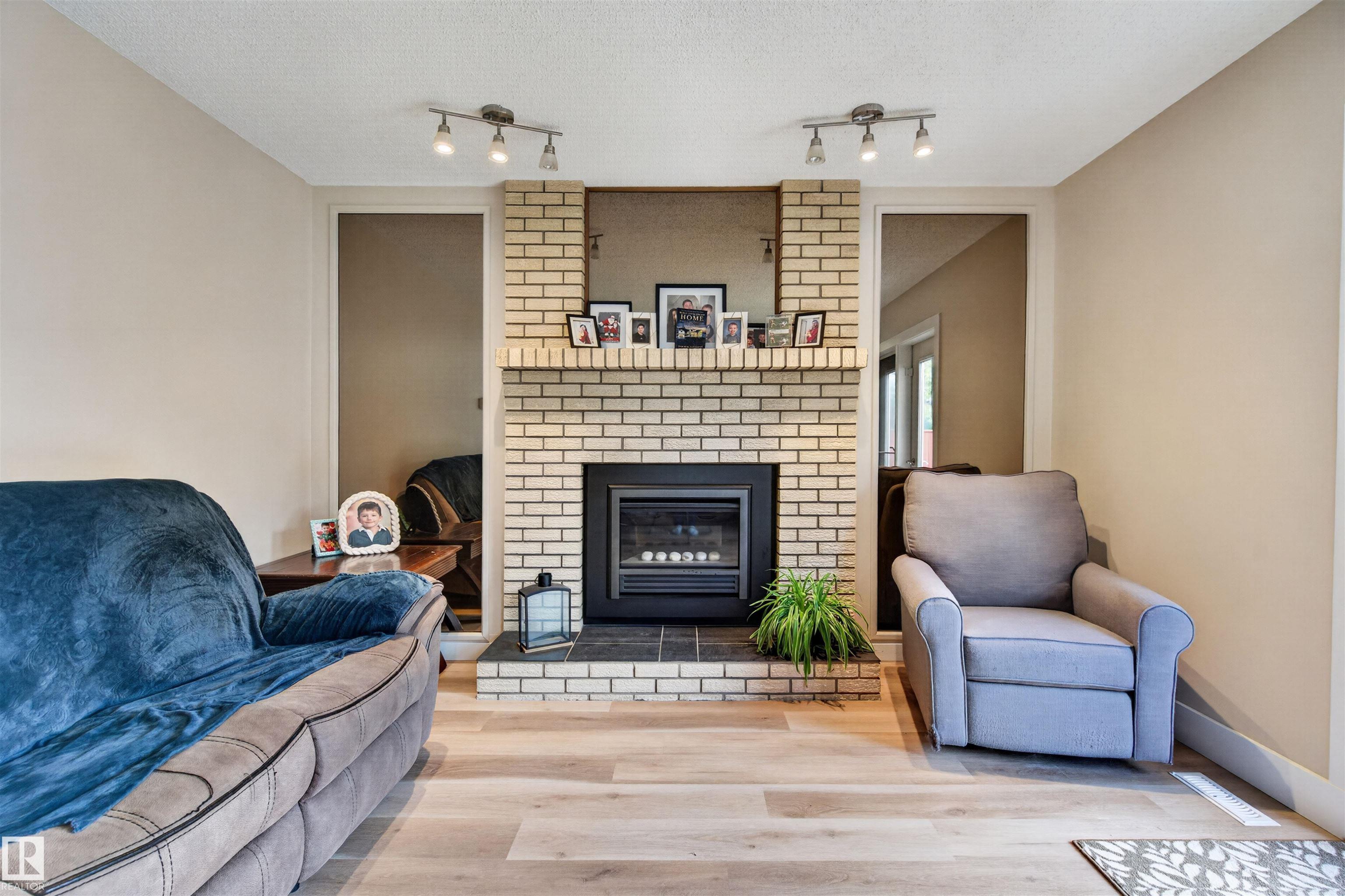 Photo 13 at 13 Danbridge Place, Deer Ridge, St. Albert