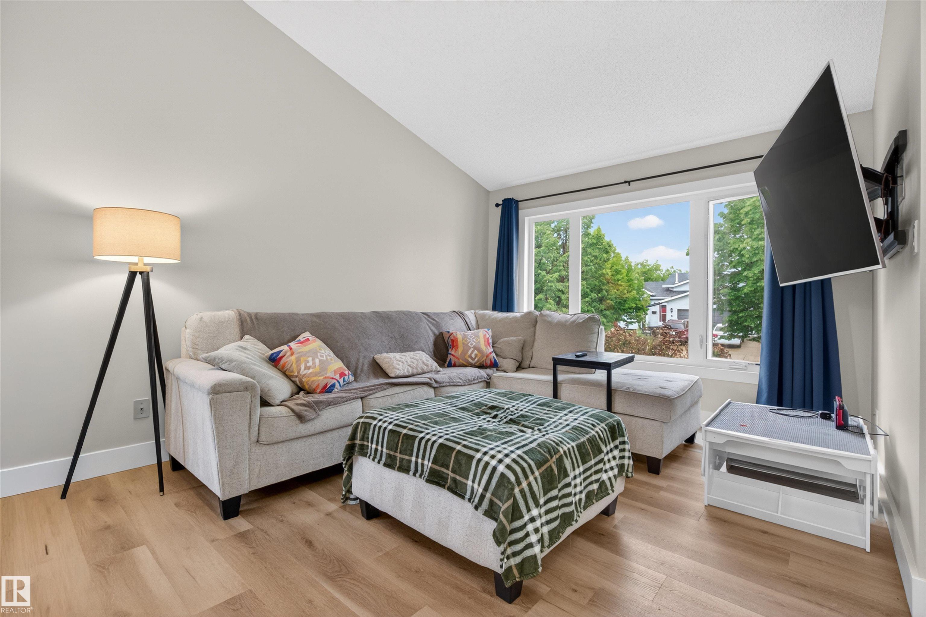 13 Danbridge Place, Deer Ridge, St. Albert
