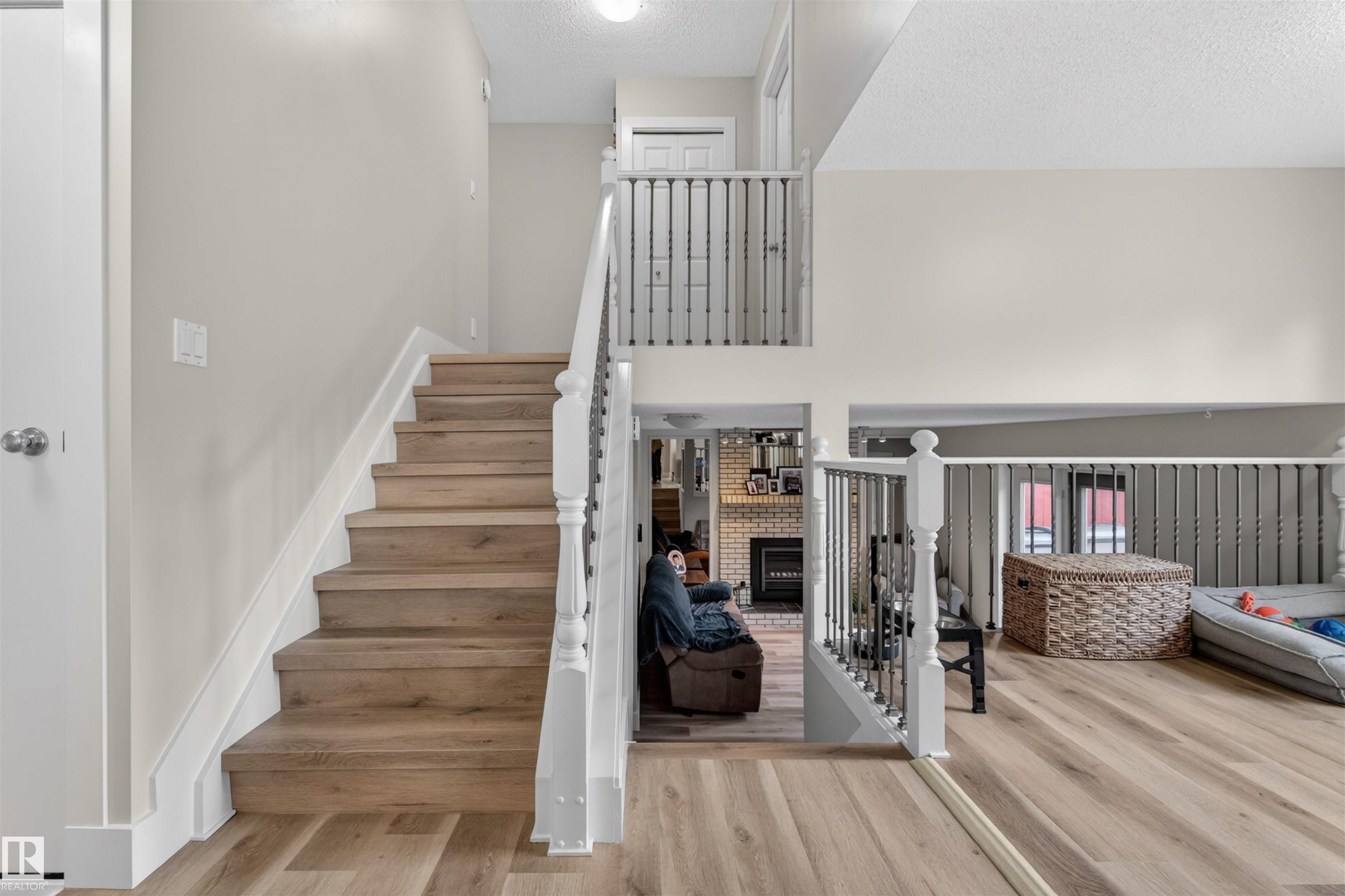 Photo 7 at 13 Danbridge Place, Deer Ridge, St. Albert