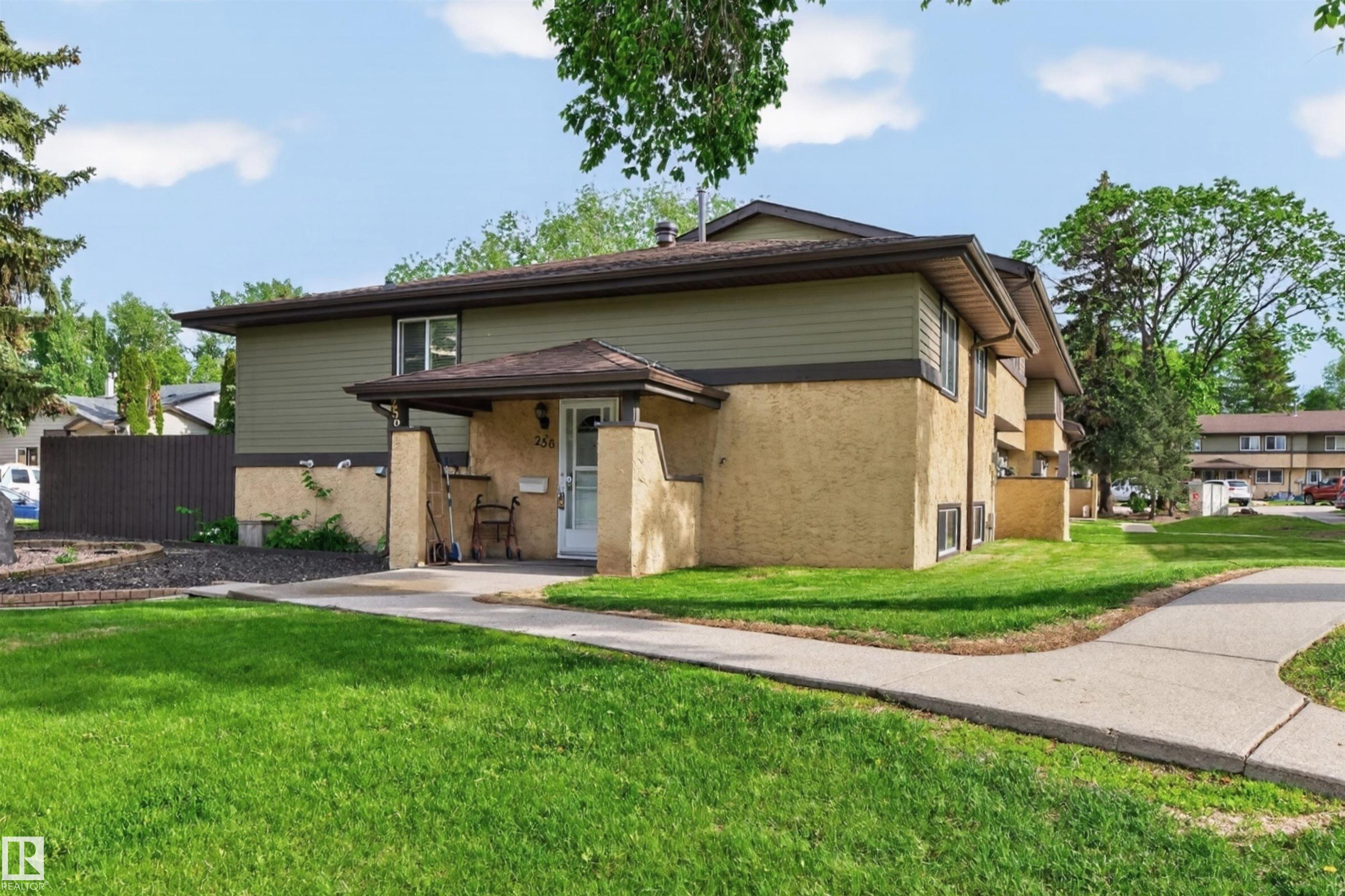 256 Woodbridge Way, Woodbridge Farms, Sherwood Park