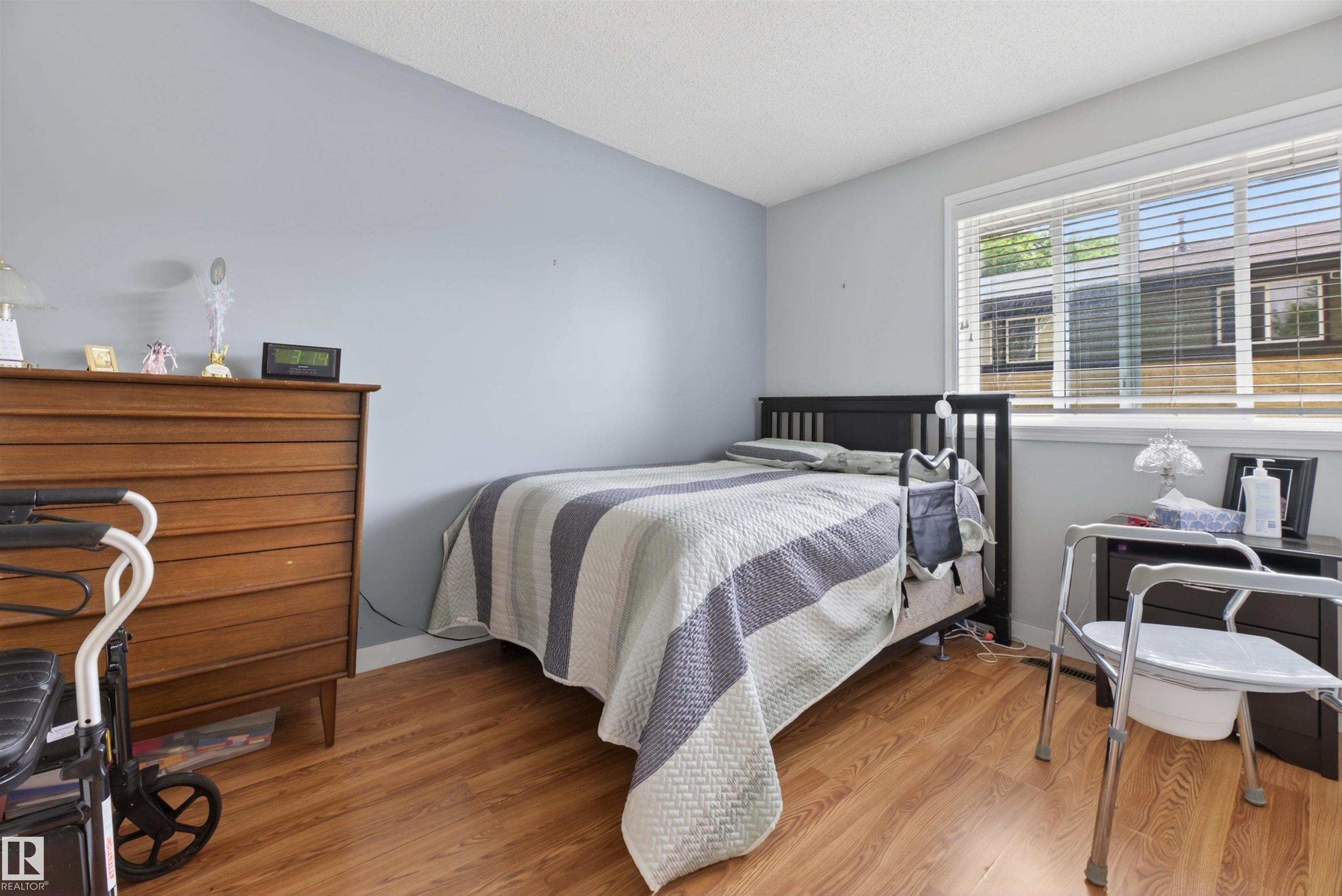 Photo 14 at 256 Woodbridge Way, Woodbridge Farms, Sherwood Park