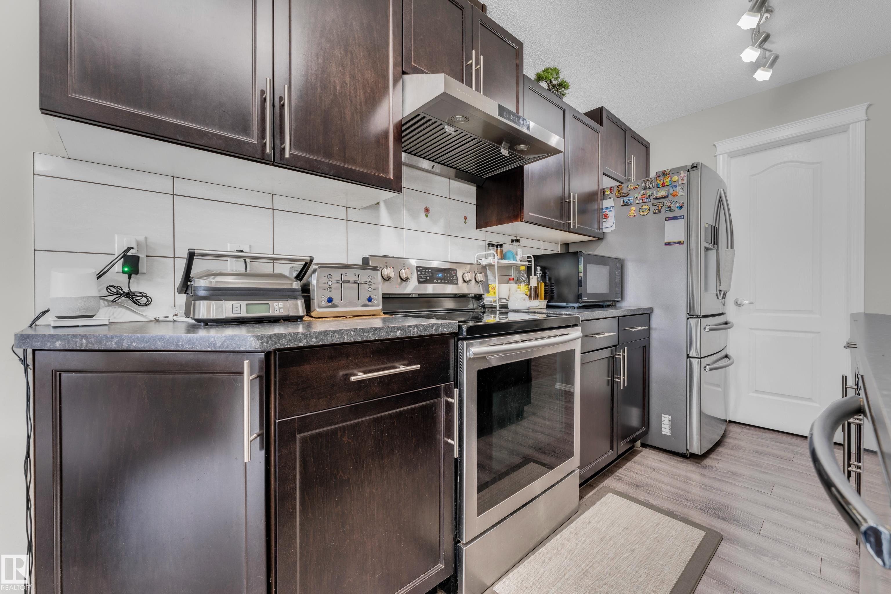 Photo 16 at 1532 33b Street NW, Laurel, Edmonton