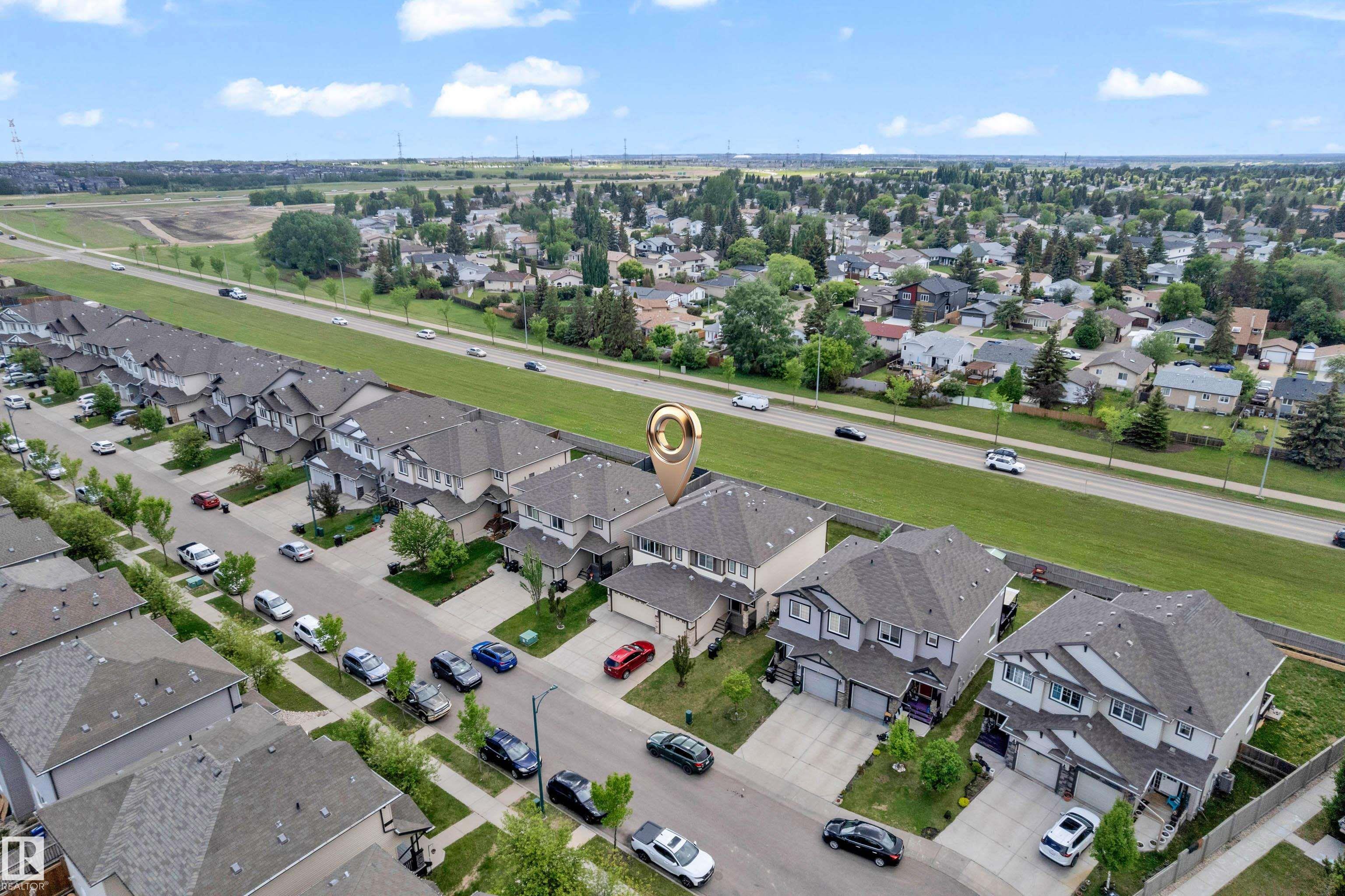 1532 33b Street NW, Laurel, Edmonton