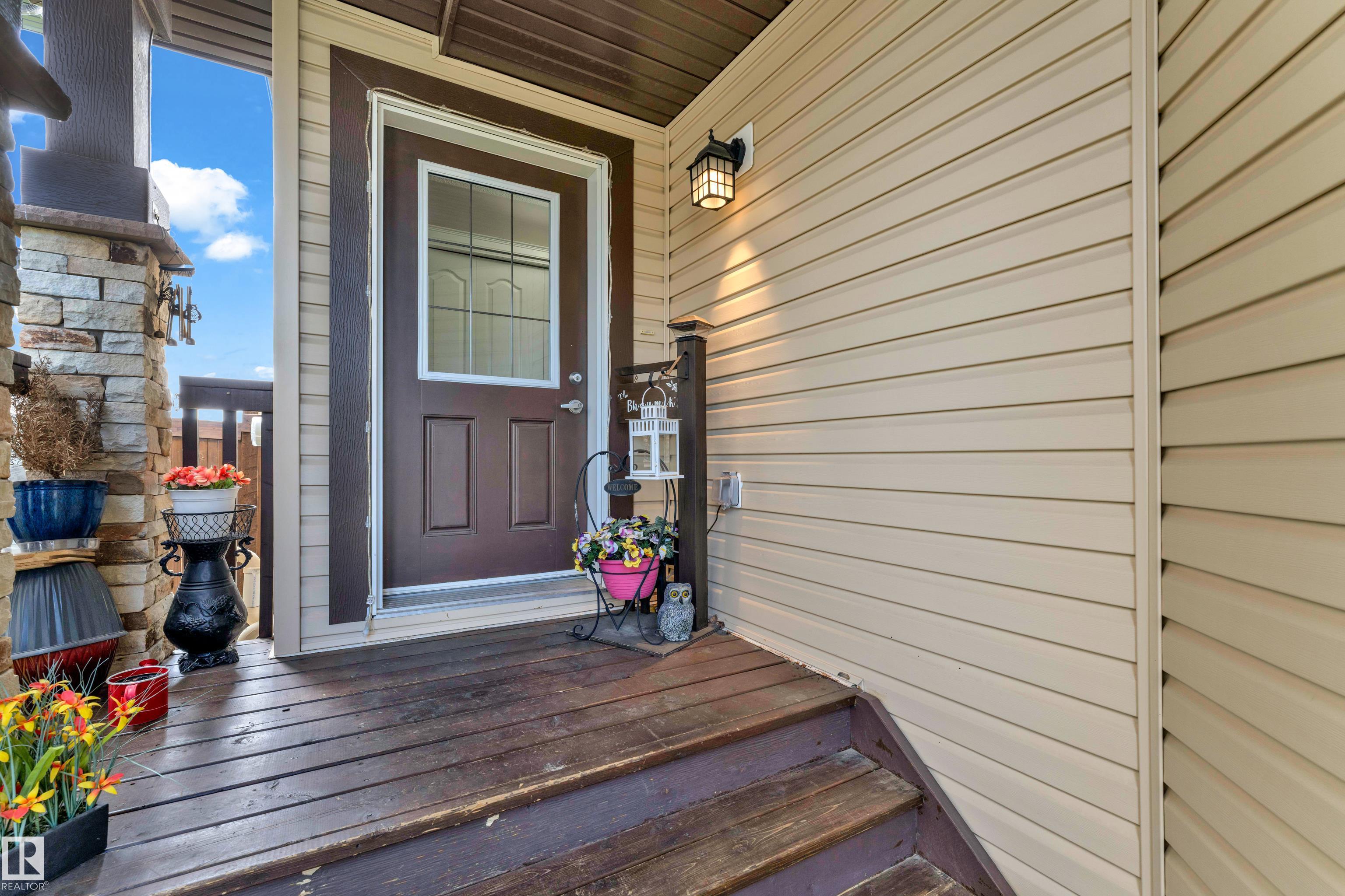 1532 33b Street NW, Laurel, Edmonton