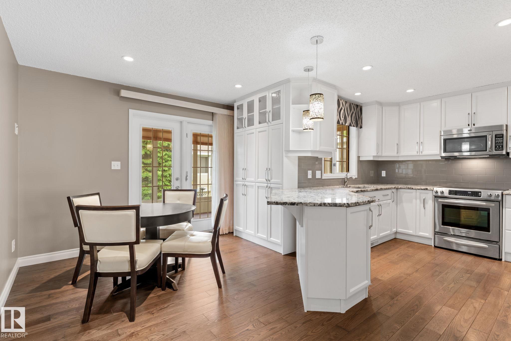 Photo 14 at 963 Youville Drive W NW, Tawa, Edmonton