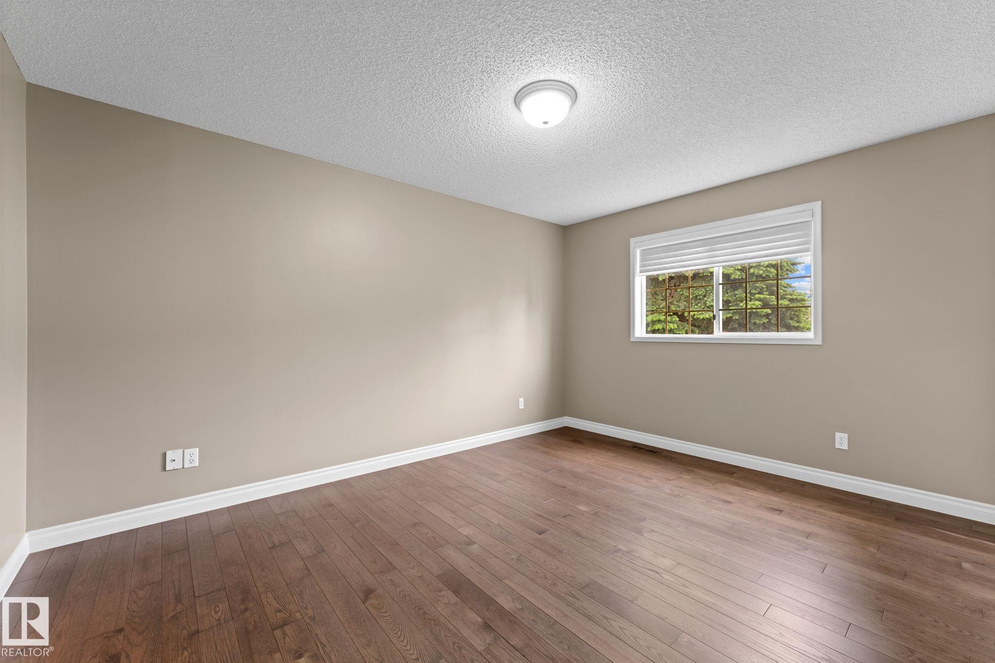 Photo 25 at 963 Youville Drive W NW, Tawa, Edmonton