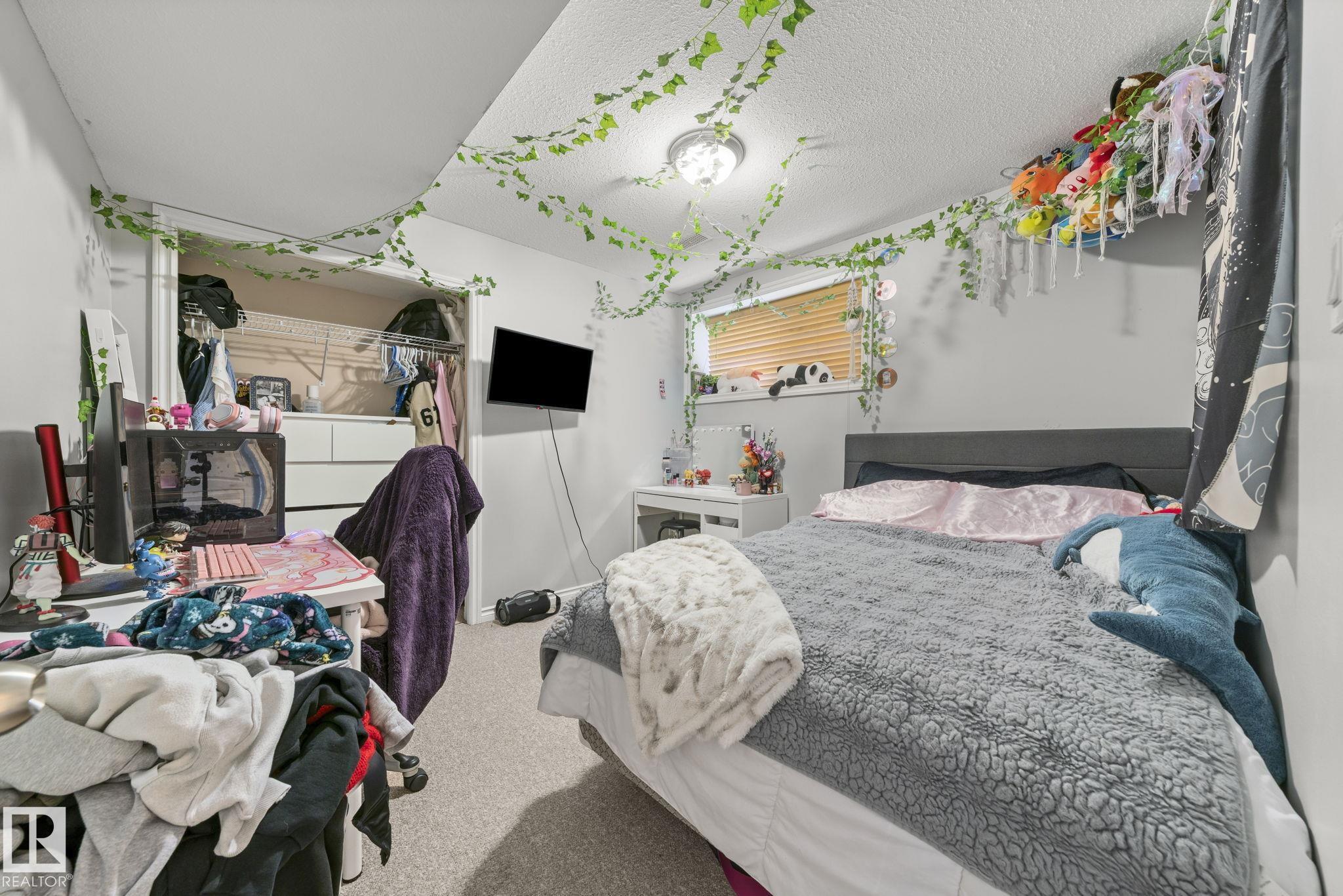 Photo 34 at 17344 119 Street NW, Canossa, Edmonton