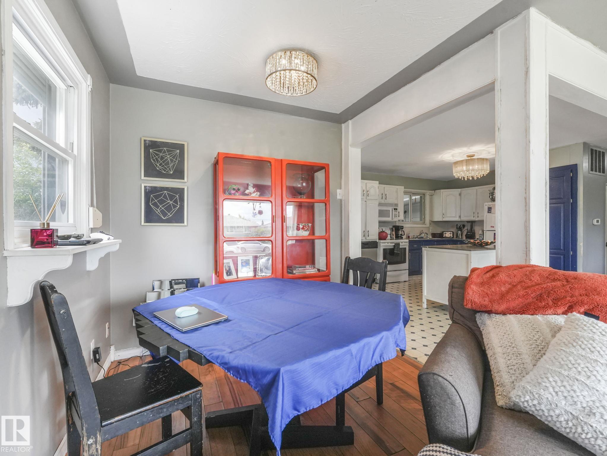 Photo 14 at 13420 108 Street NW, Rosslyn, Edmonton