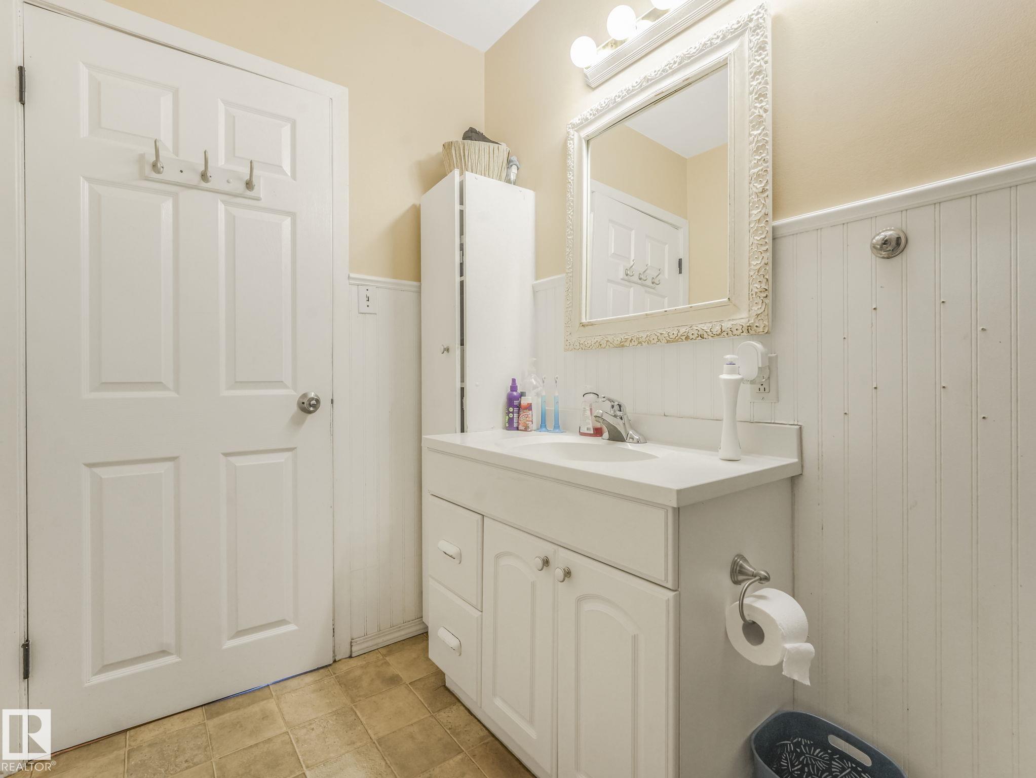 Photo 36 at 13420 108 Street NW, Rosslyn, Edmonton