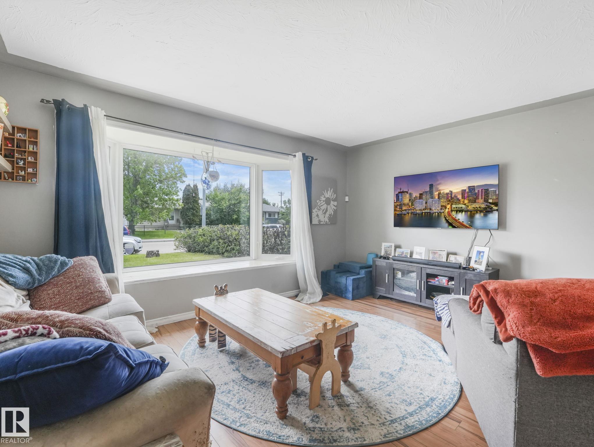 13420 108 Street NW, Rosslyn, Edmonton