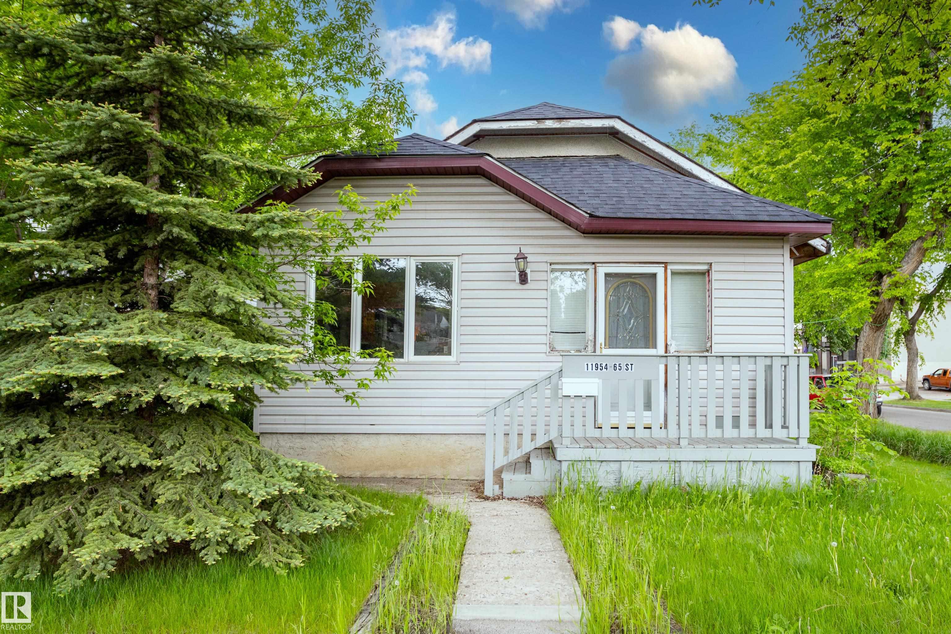 11954 65 Street NW, Montrose, Edmonton