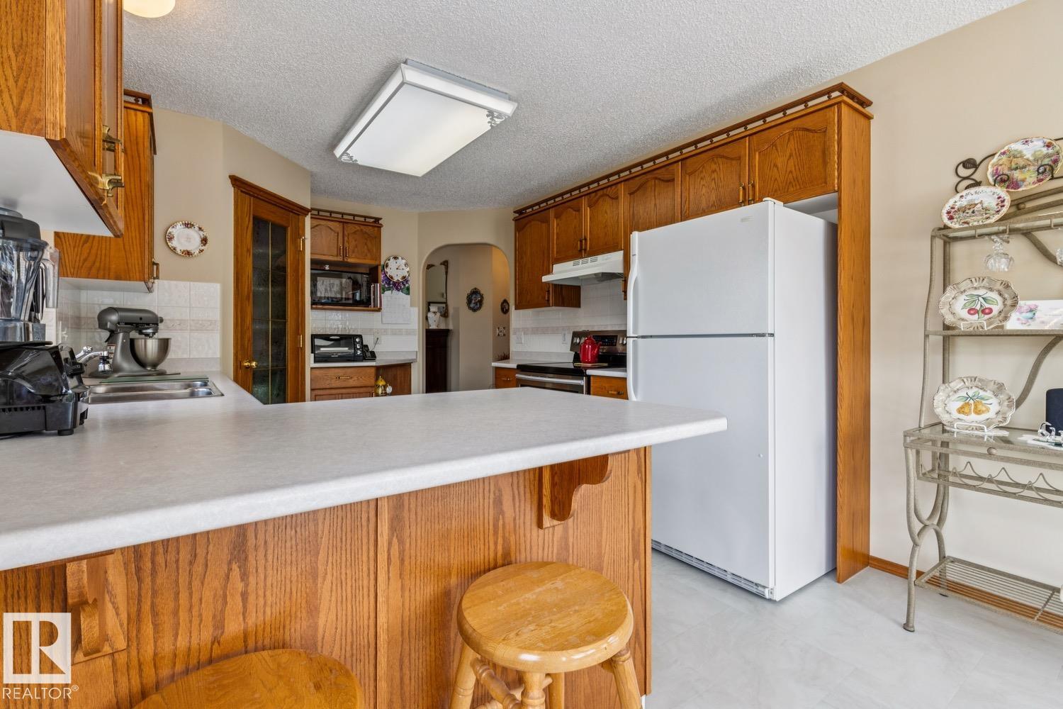 Photo 12 at 5131 152a Avenue NW, Casselman, Edmonton