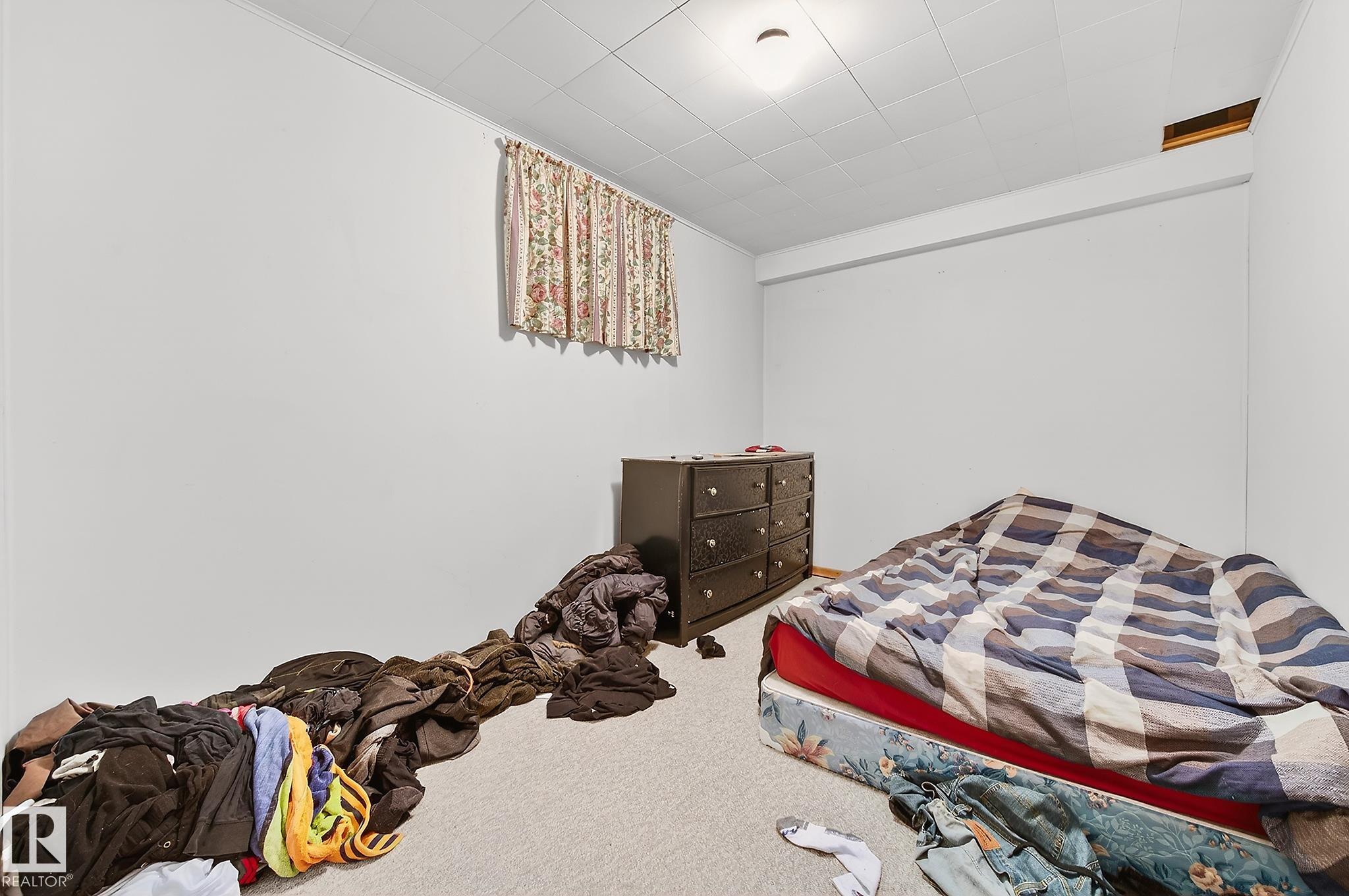 Photo 21 at 8814 162 Street NW, Meadowlark Park, Edmonton