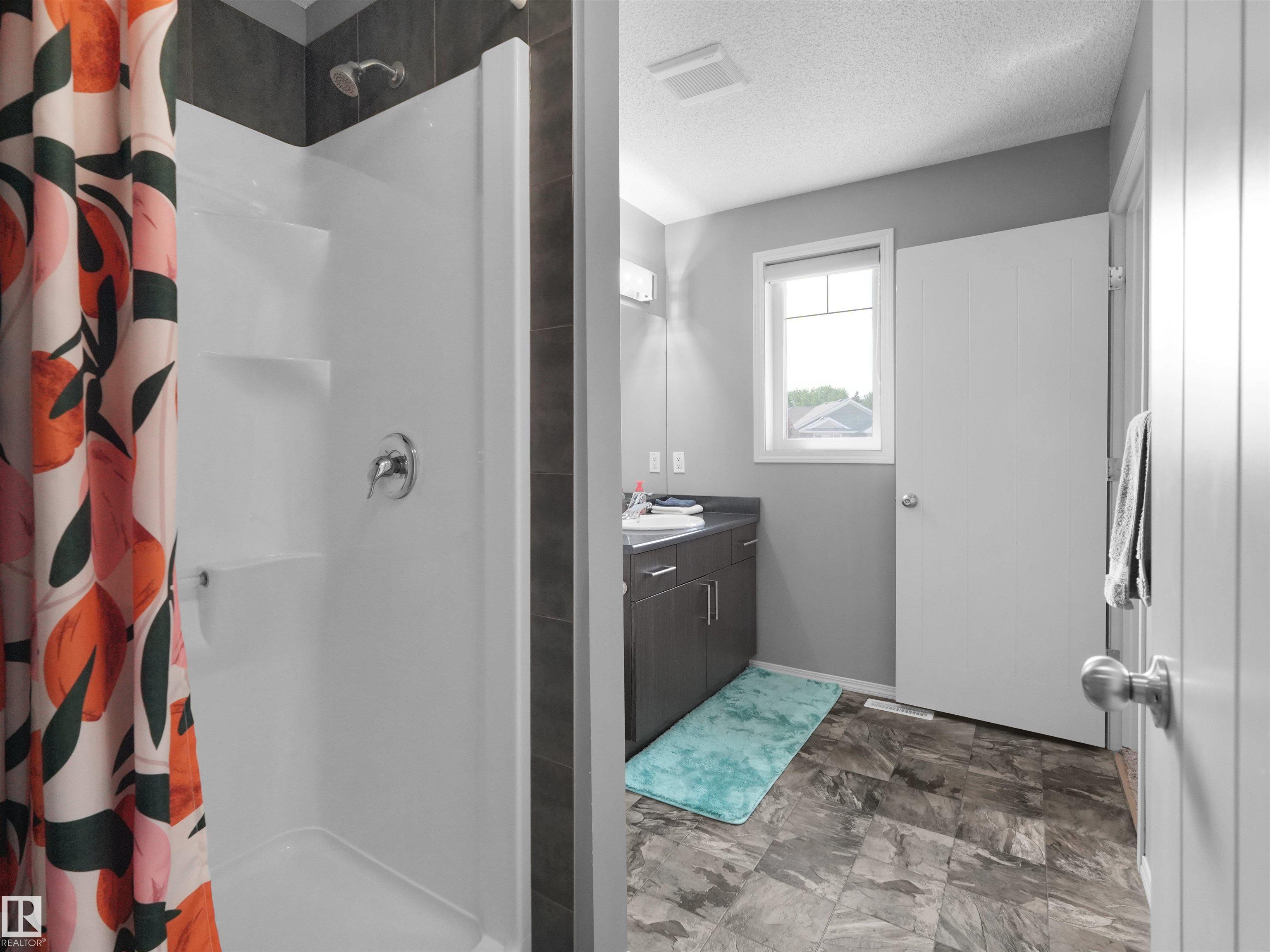 Photo 29 at 18 Aralia Cove, Aspen Glen, Spruce Grove