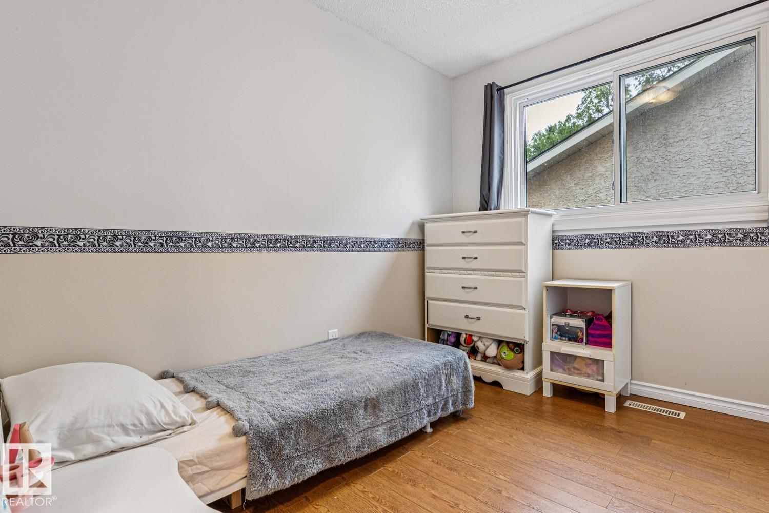 Photo 17 at 3 Gareth Place, Grandin, St. Albert