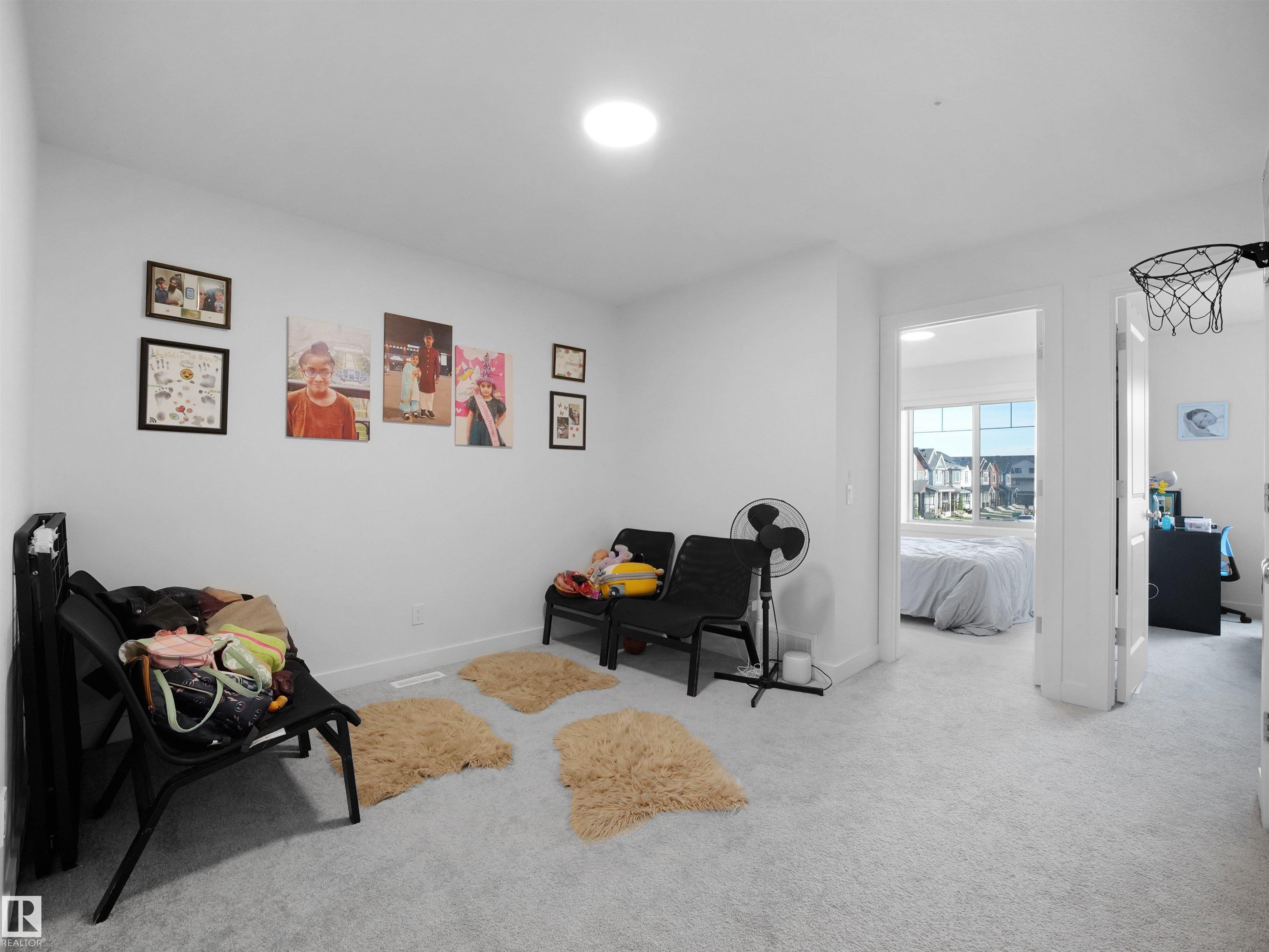 Photo 16 at 19316 29 Avenue NW, The Uplands, Edmonton