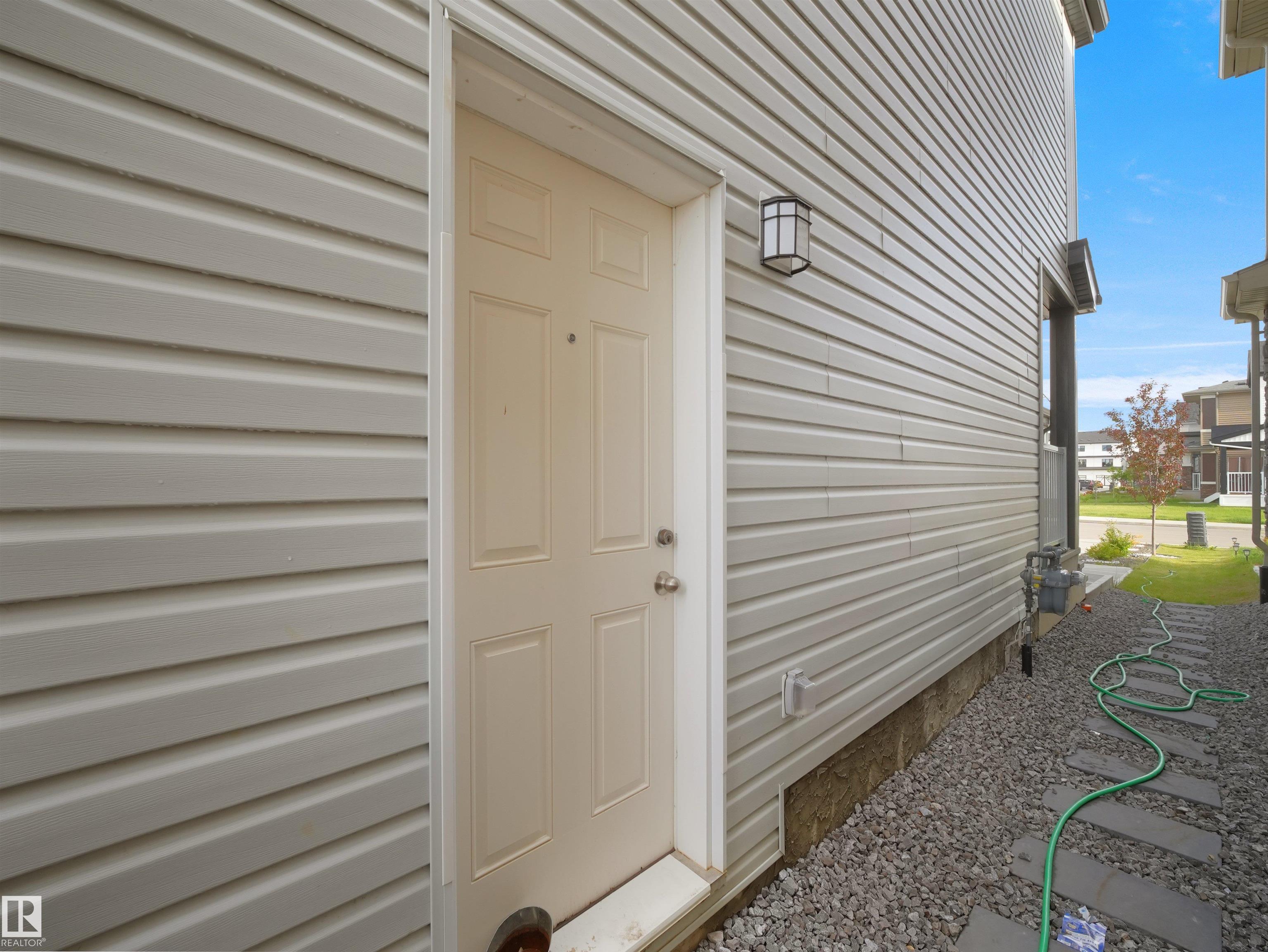 Photo 29 at 19316 29 Avenue NW, The Uplands, Edmonton