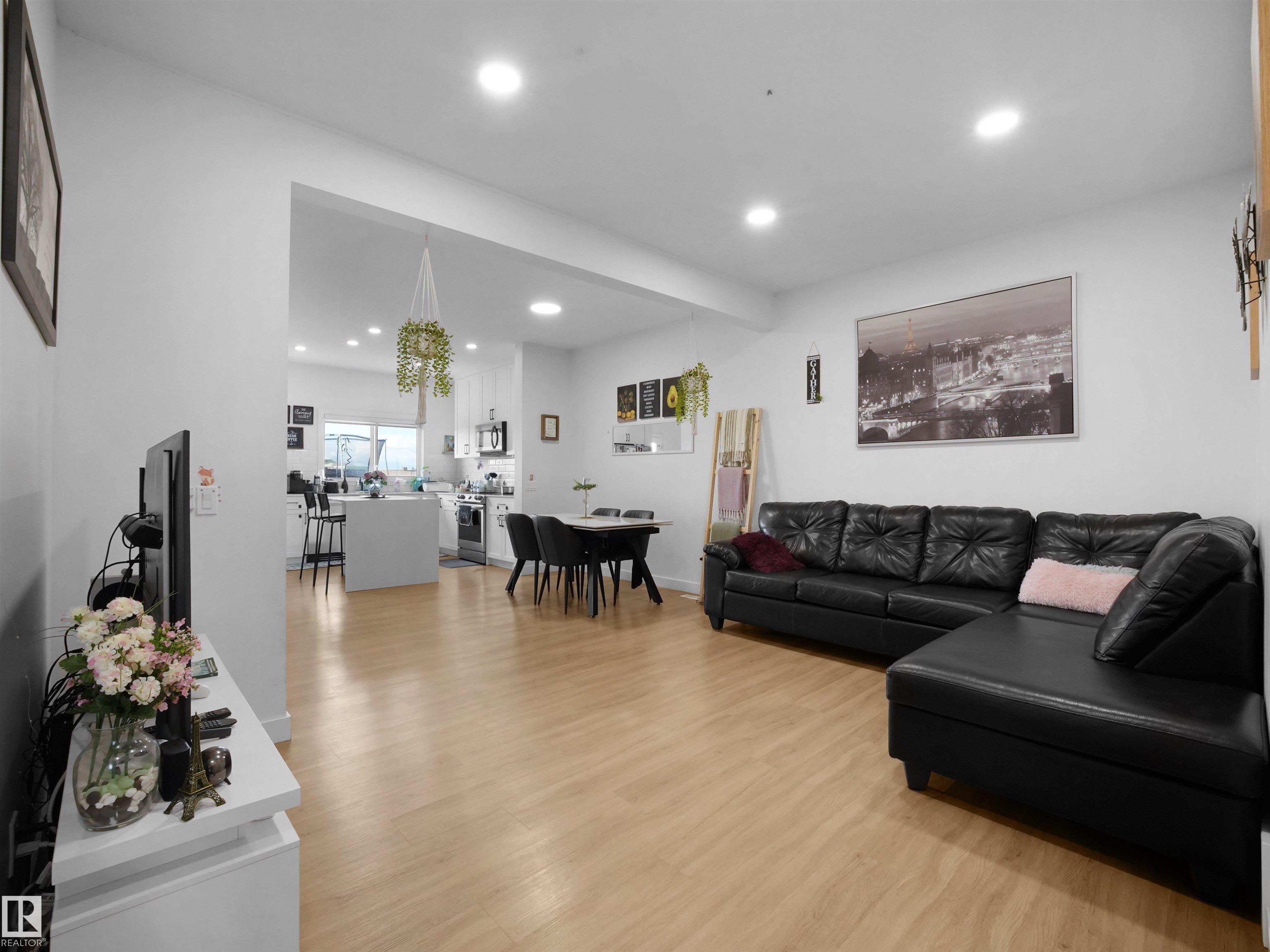 19316 29 Avenue NW, The Uplands, Edmonton