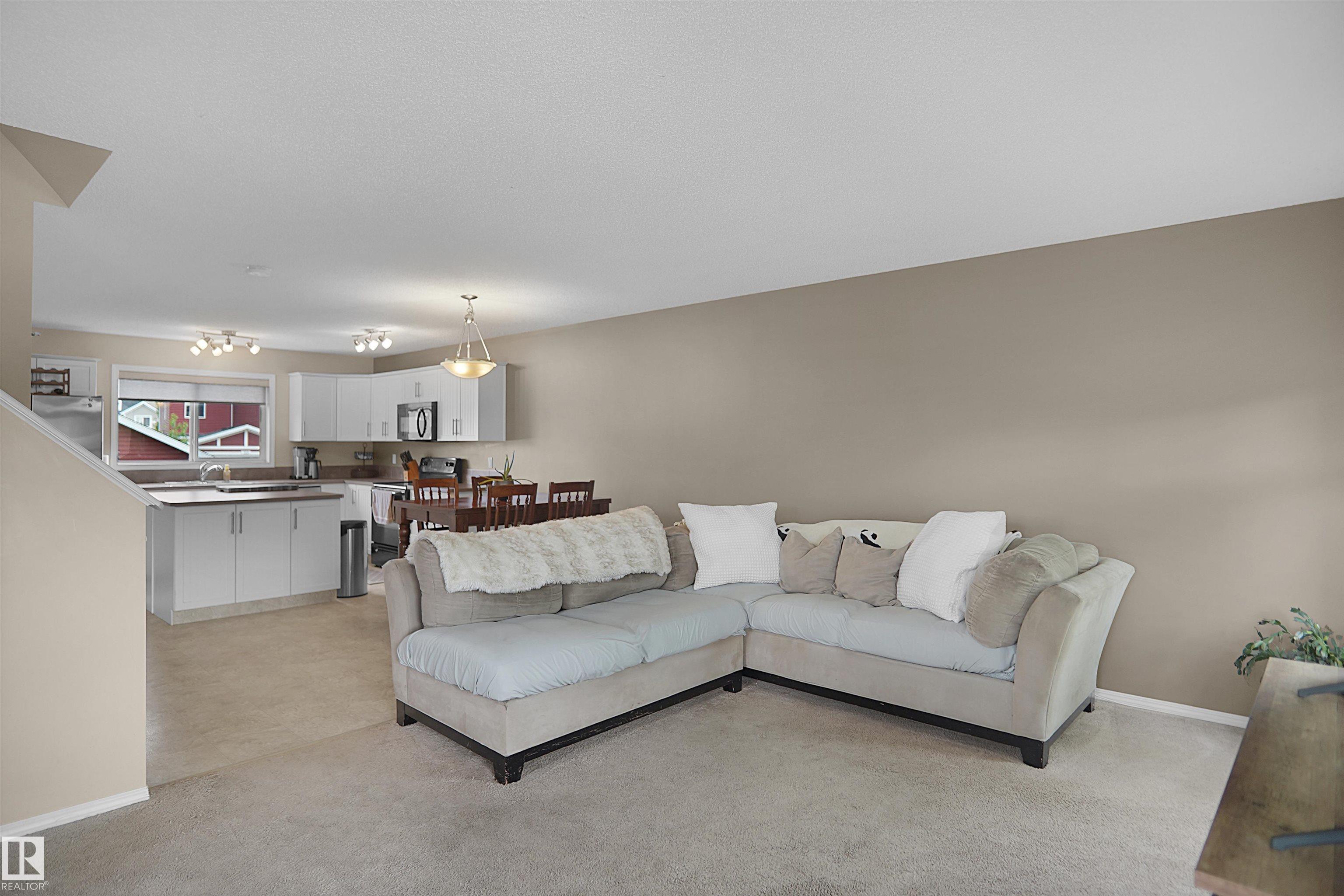 Photo 12 at 292 Simmonds Way, Southfork, Leduc