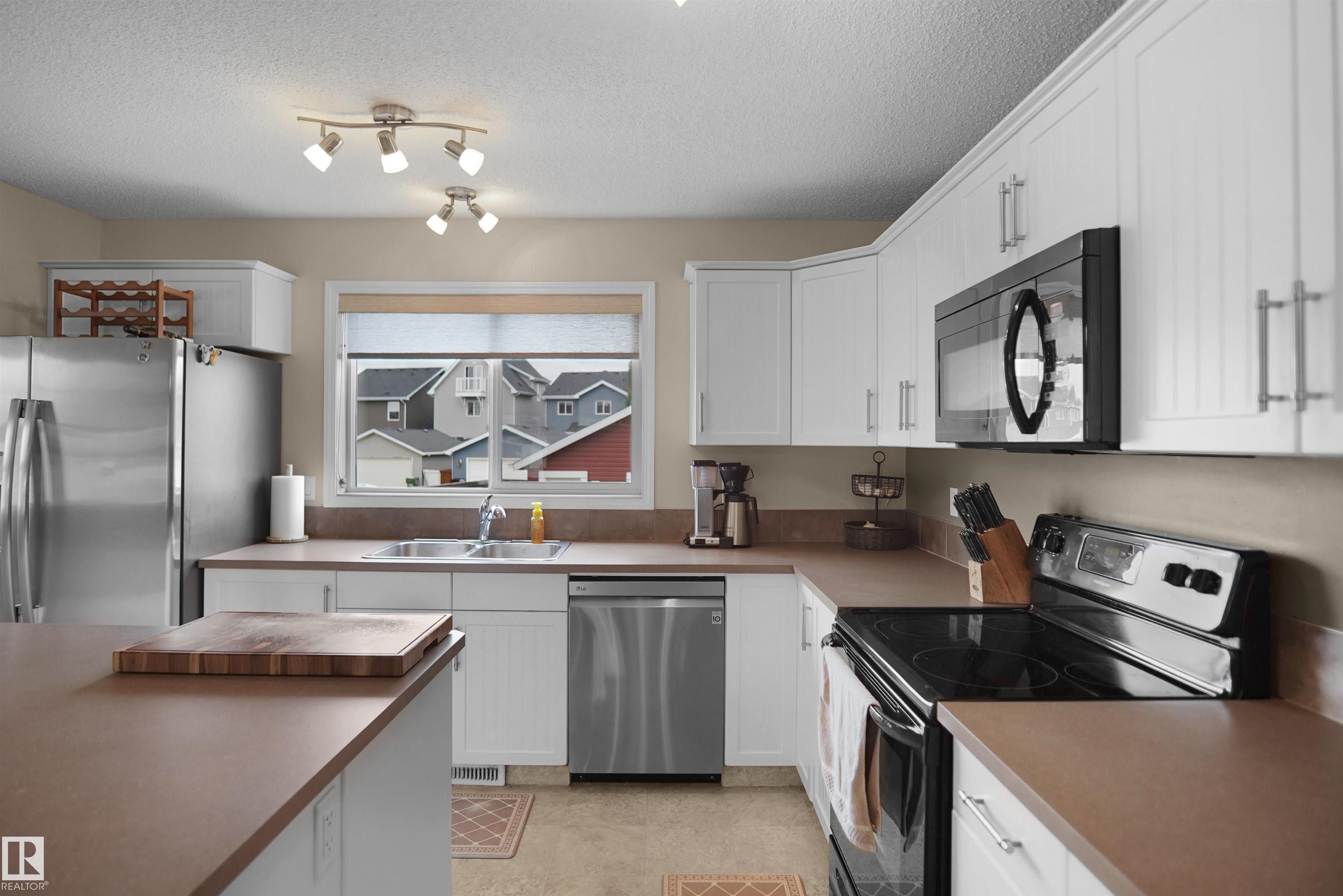 Photo 19 at 292 Simmonds Way, Southfork, Leduc