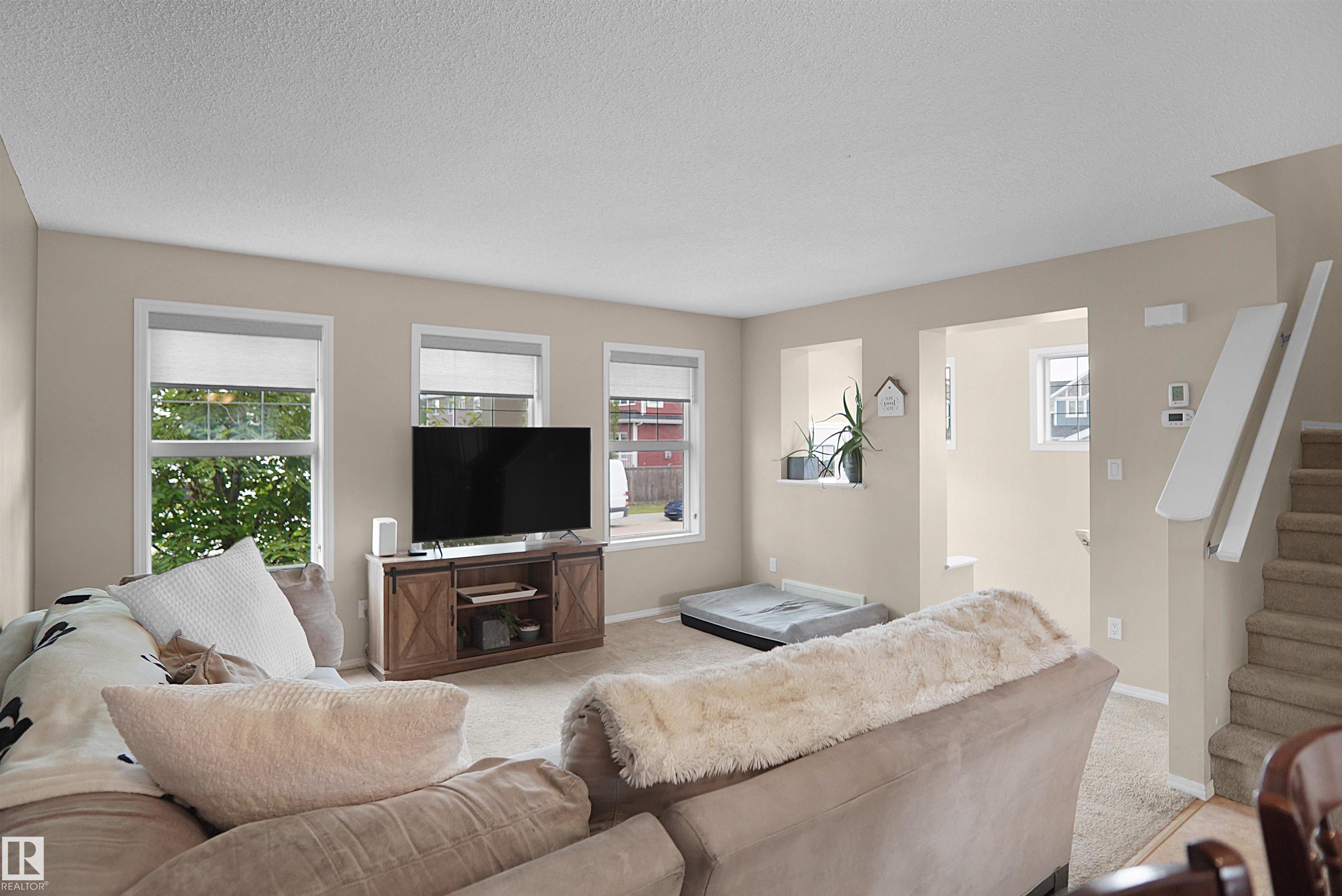 Photo 8 at 292 Simmonds Way, Southfork, Leduc