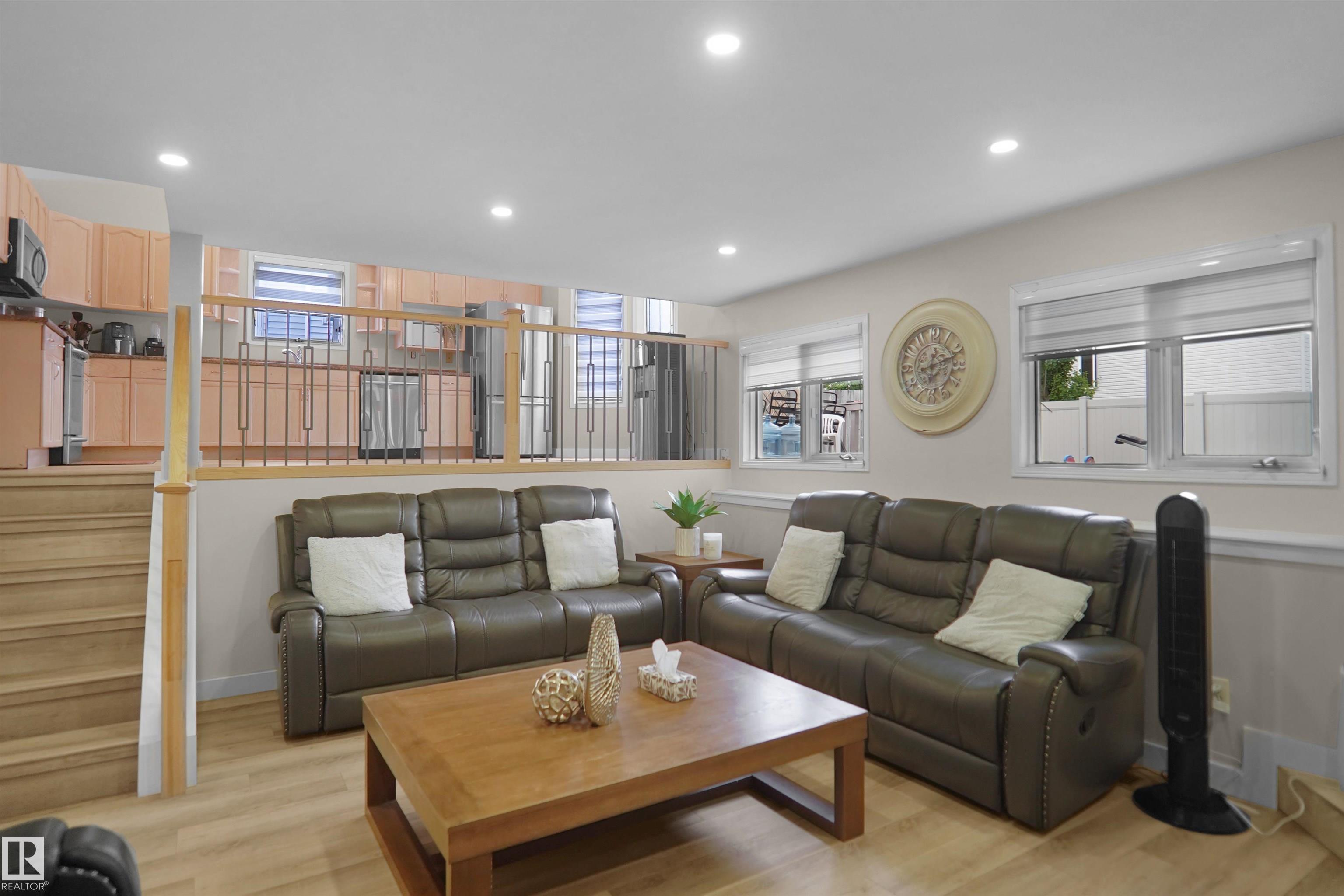 Photo 21 at 15536 70 Street NW, Ozerna, Edmonton