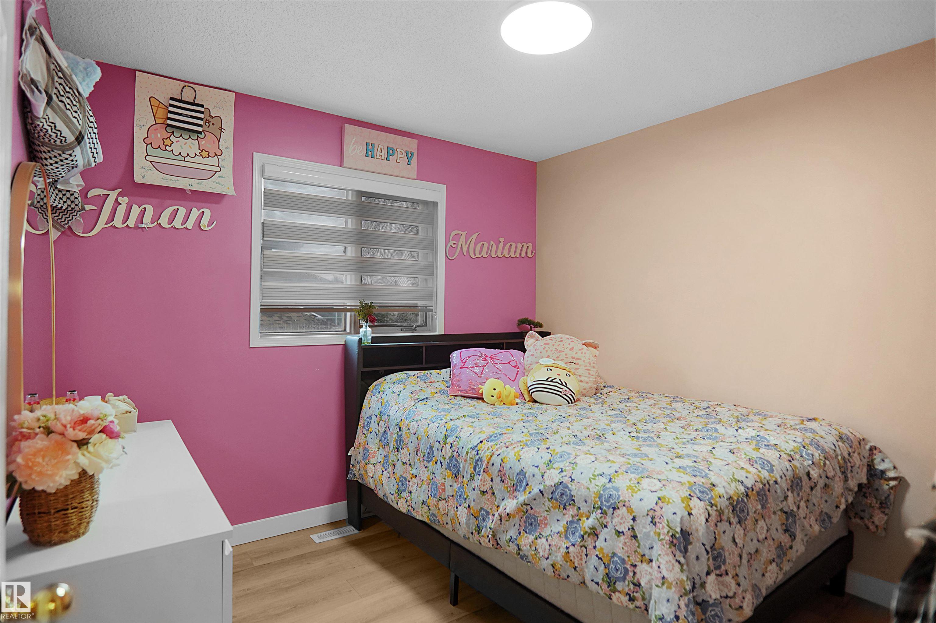 Photo 31 at 15536 70 Street NW, Ozerna, Edmonton